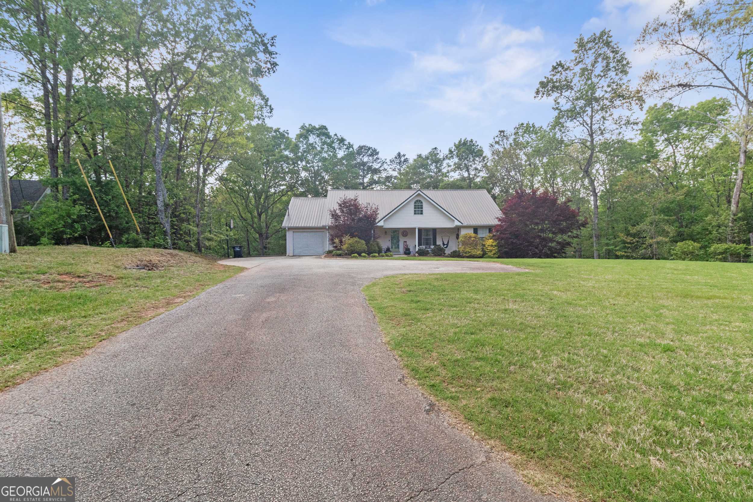 Toccoa, GA 30577,513 S Red Rock RD