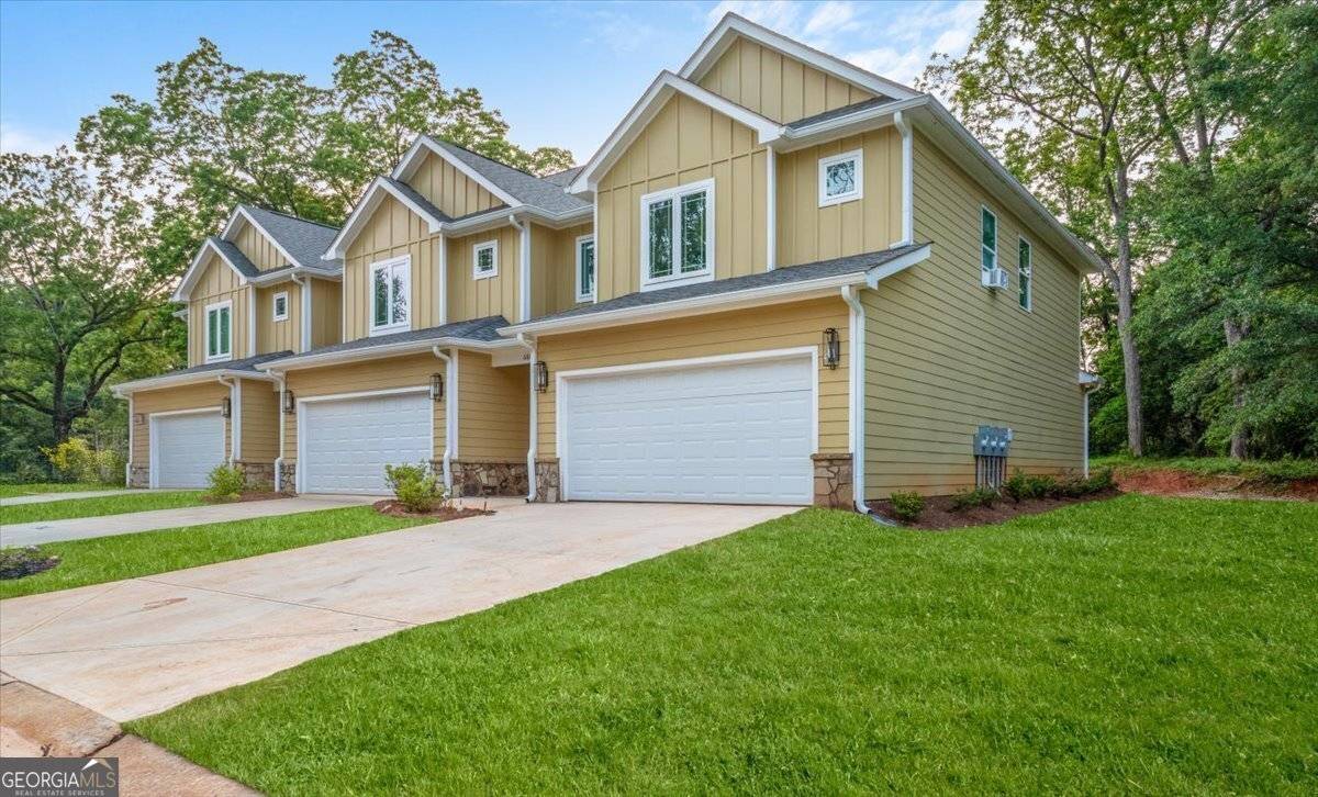 Lithonia, GA 30058,6884 Robinson ST