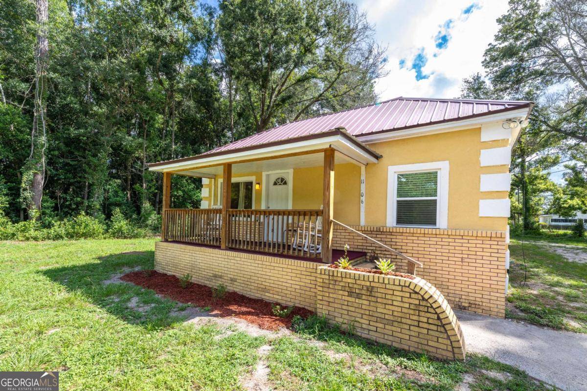 Waycross, GA 31501,1106 Daniel ST