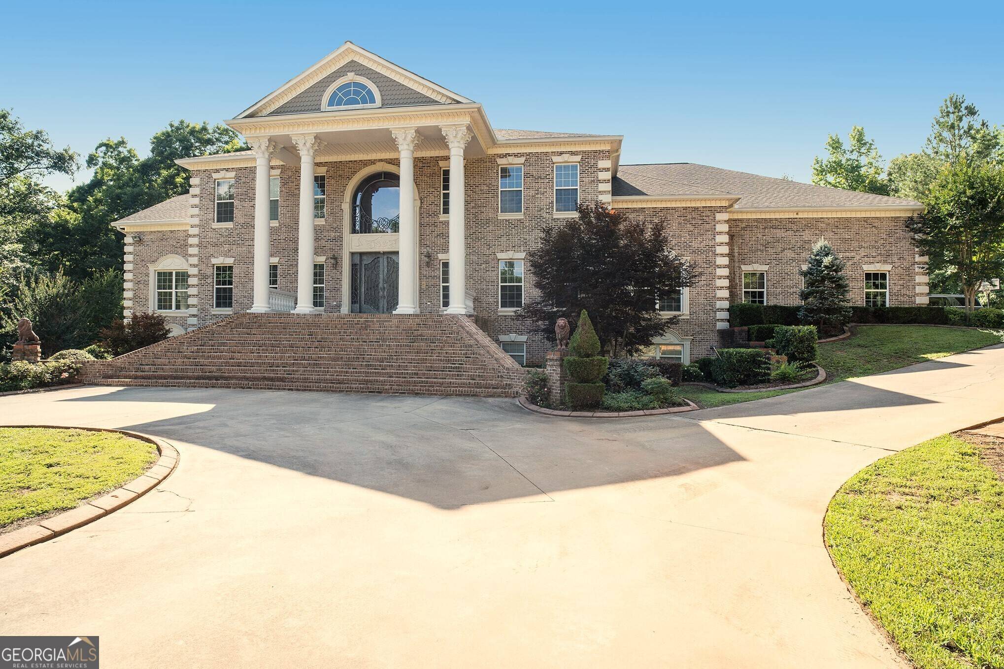 Mcdonough, GA 30252,320 Riverbend DR
