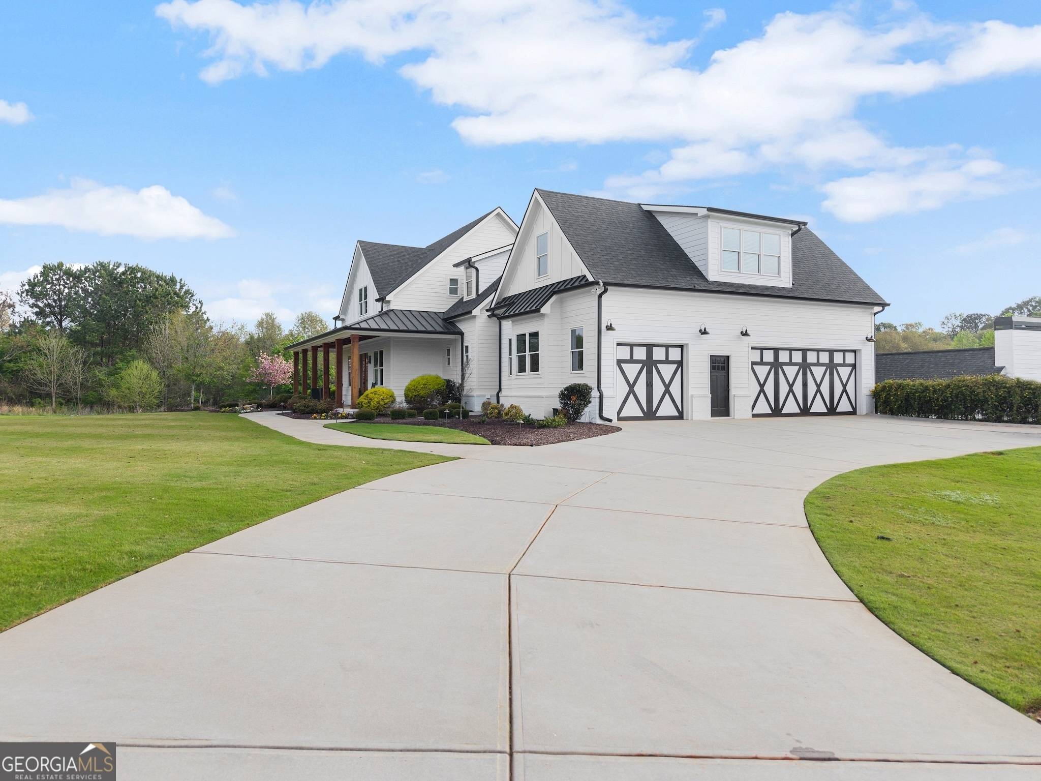 Hoschton, GA 30548,35 Happy Chair LN