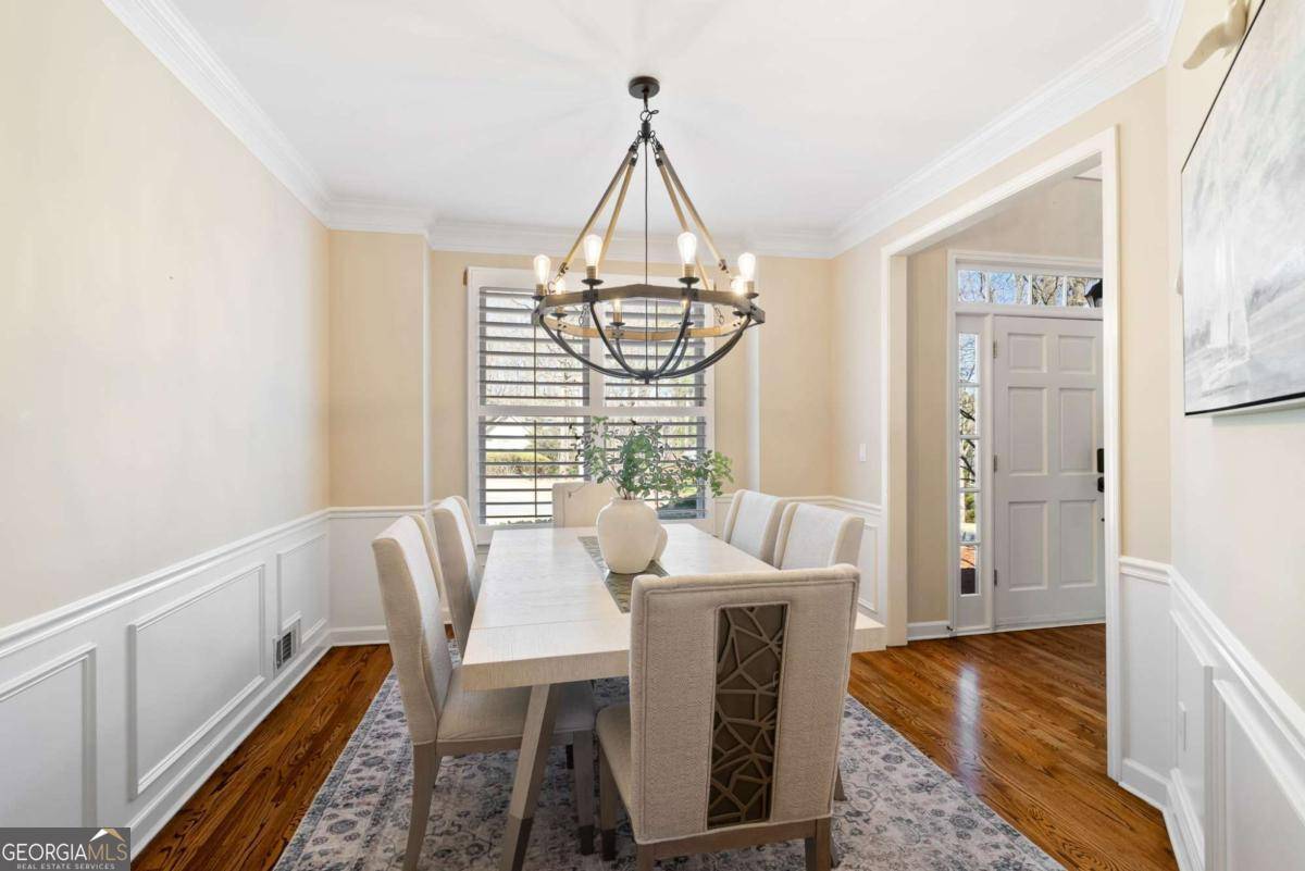 Suwanee, GA 30024,720 Lakeglen DR