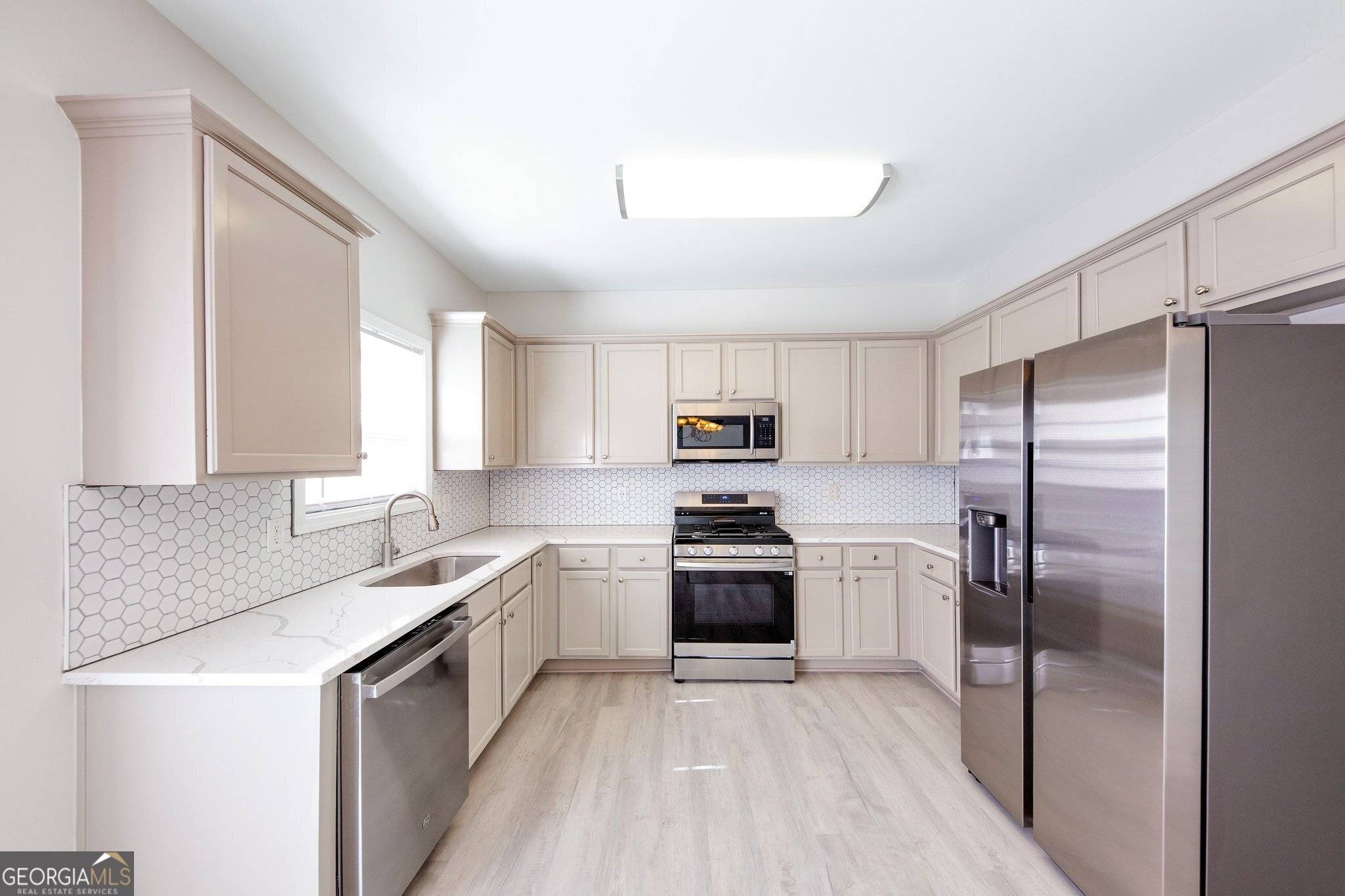 Canton, GA 30114,436 Crestmont LN