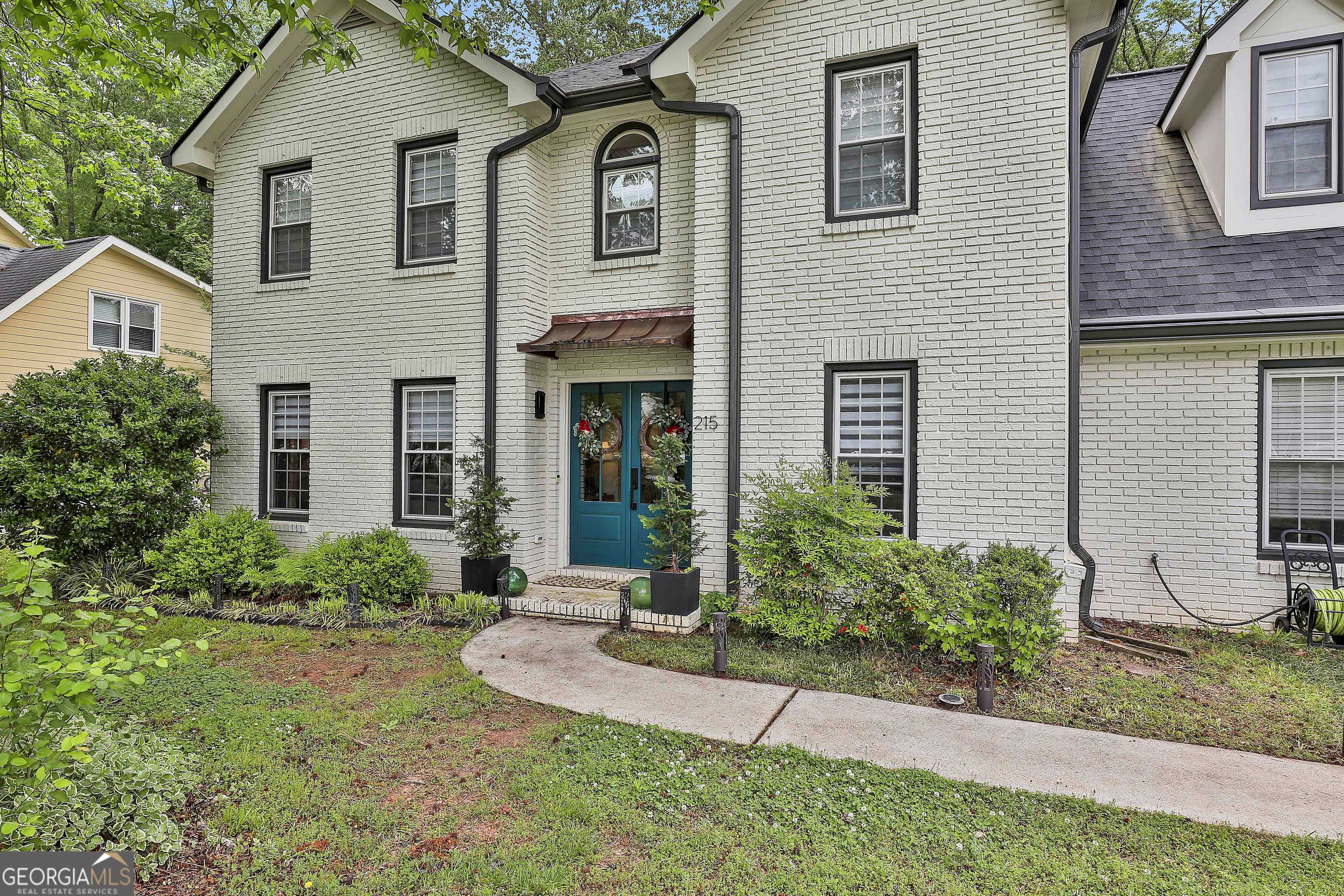 Peachtree City, GA 30269,215 Calgary Dr.