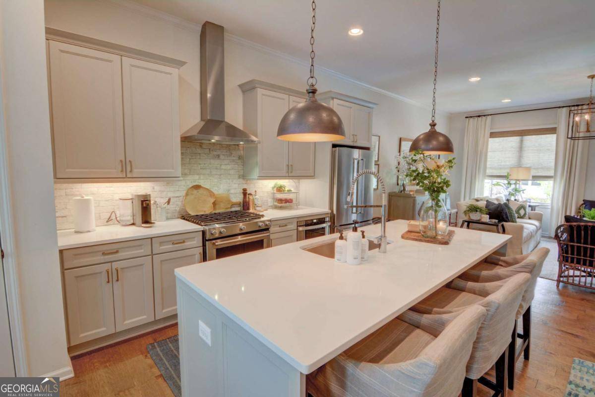 Roswell, GA 30076,14 Lochurst LN #153