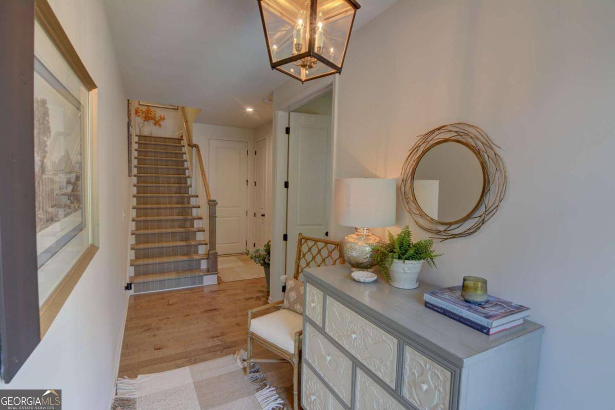 Roswell, GA 30076,14 Lochurst LN #153