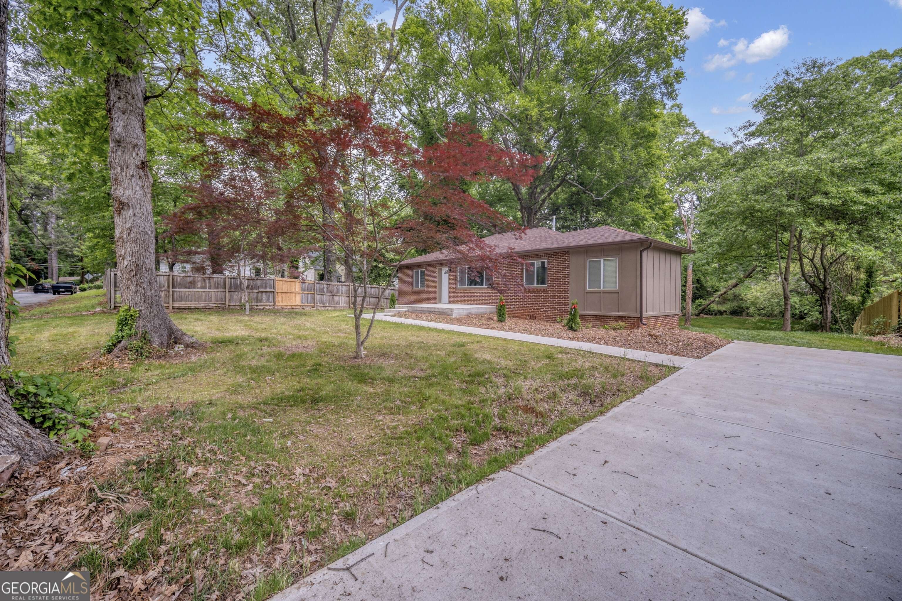 Atlanta, GA 30311,1528 Alder LN SW