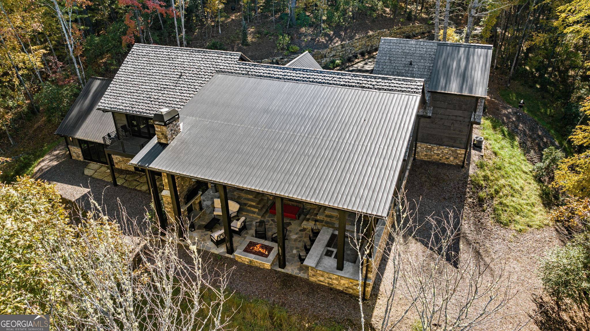 Blue Ridge, GA 30513,184 Spence RD