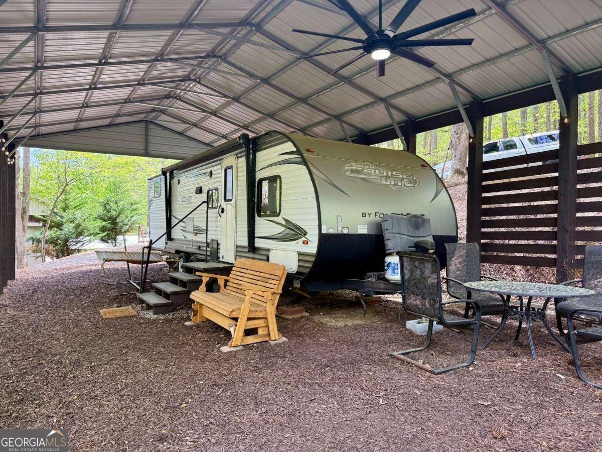 Ellijay, GA 30540,142 33rd ST