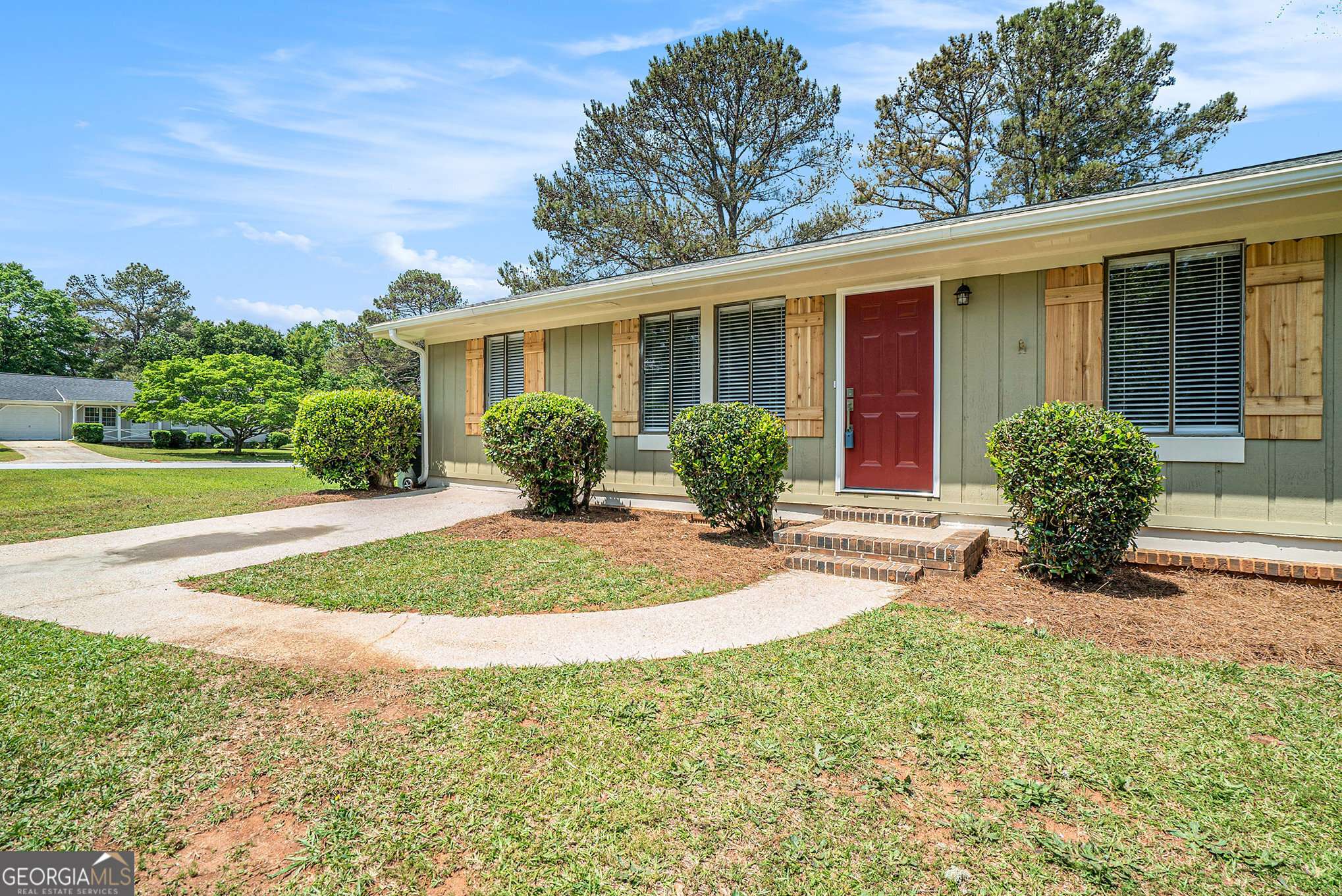 Conyers, GA 30012,898 Doeskin DR NW