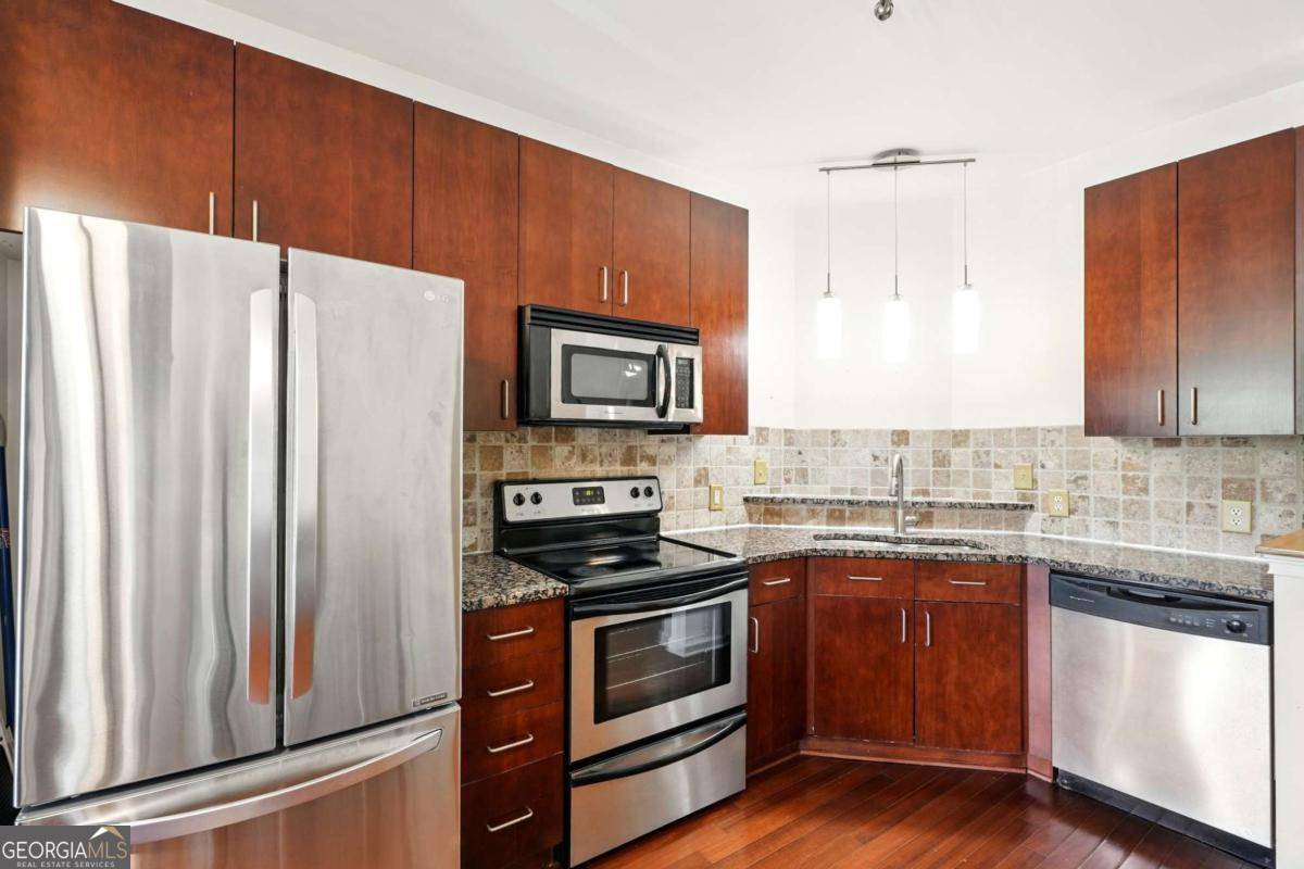 Atlanta, GA 30310,898 Oak ST SW #3207