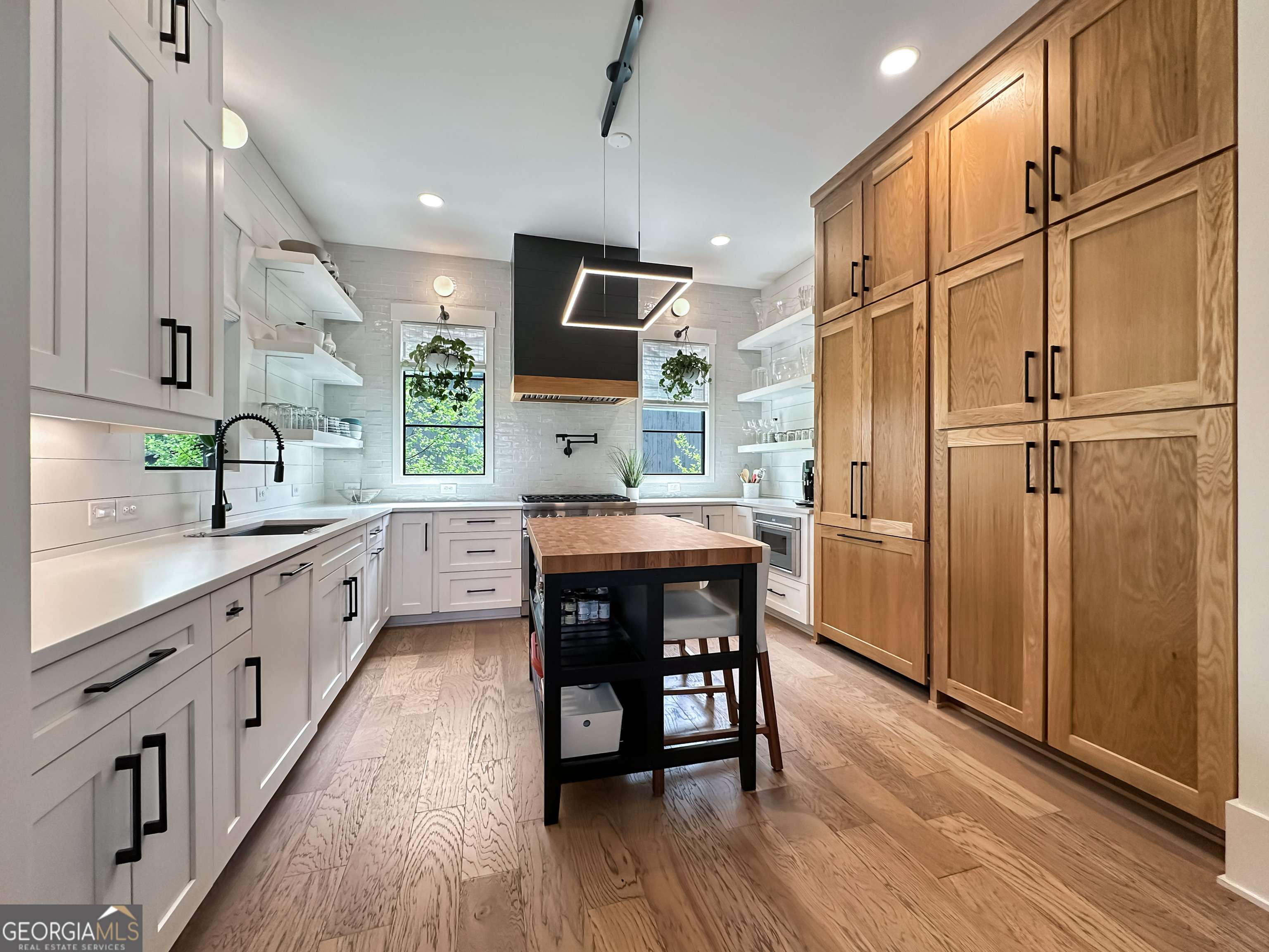 Chattahoochee Hills, GA 30268,300 Mado LN