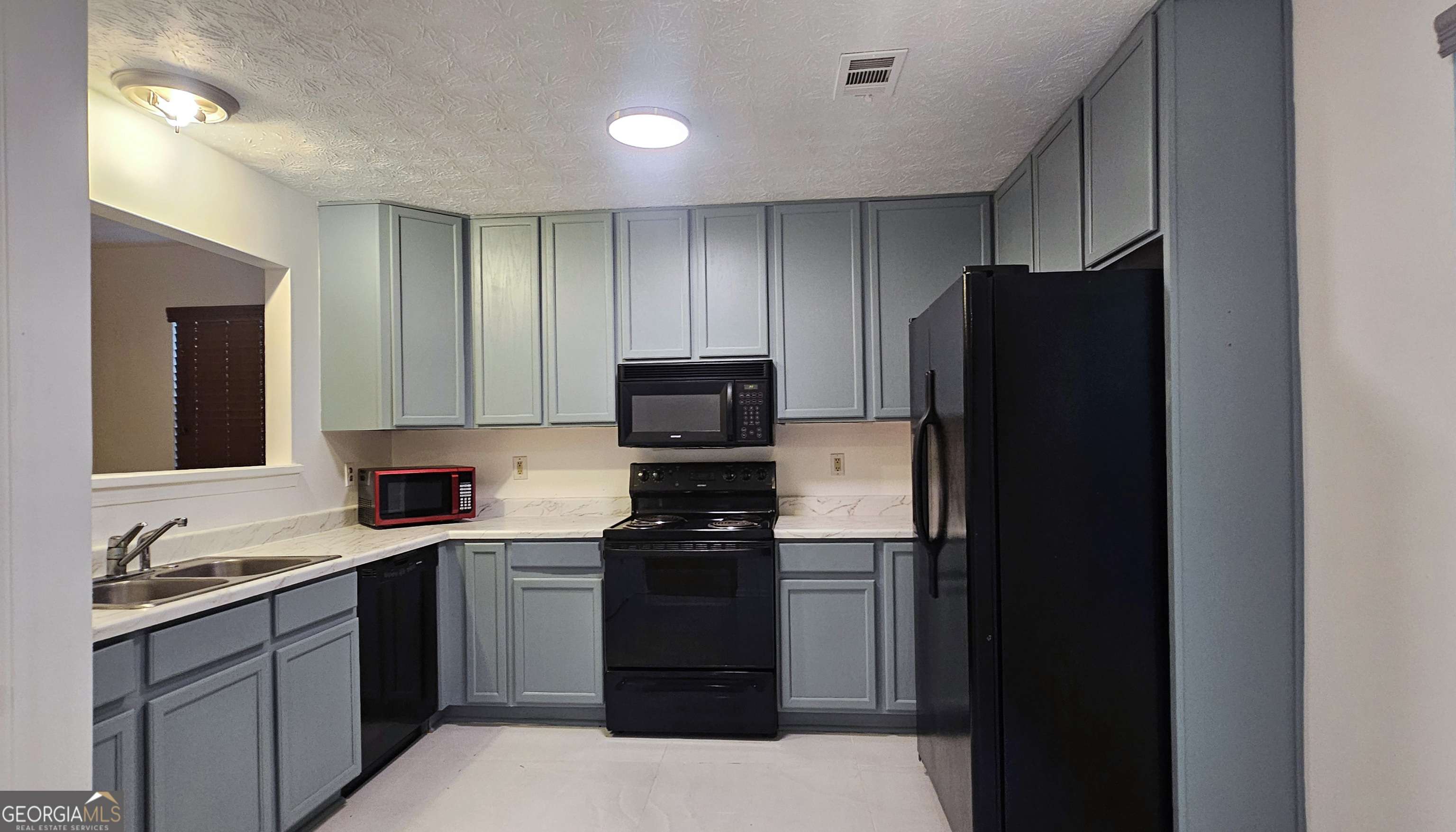 Lithonia, GA 30058,5851 Giles RD