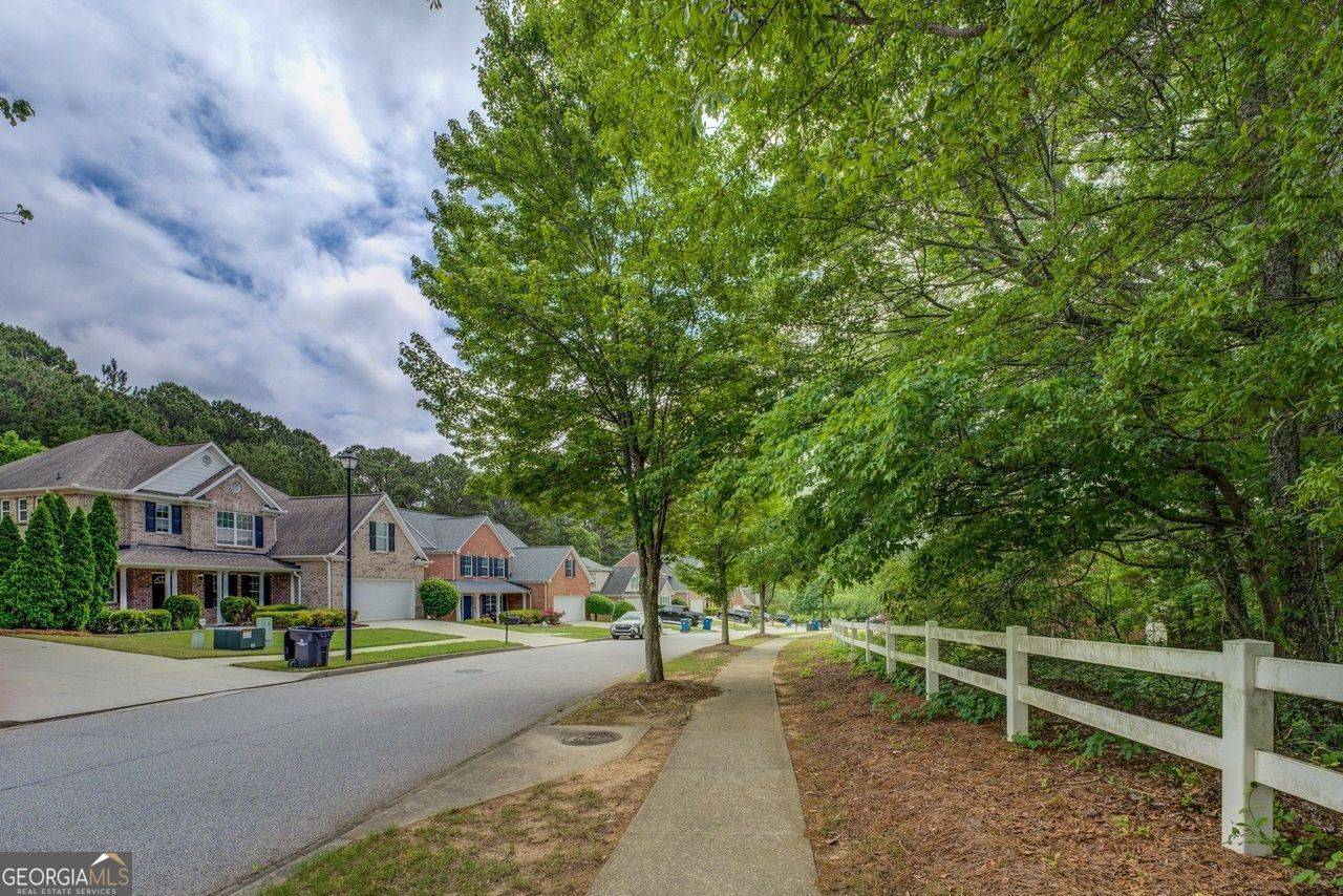 Grayson, GA 30017,1670 COOPER LAKES DR