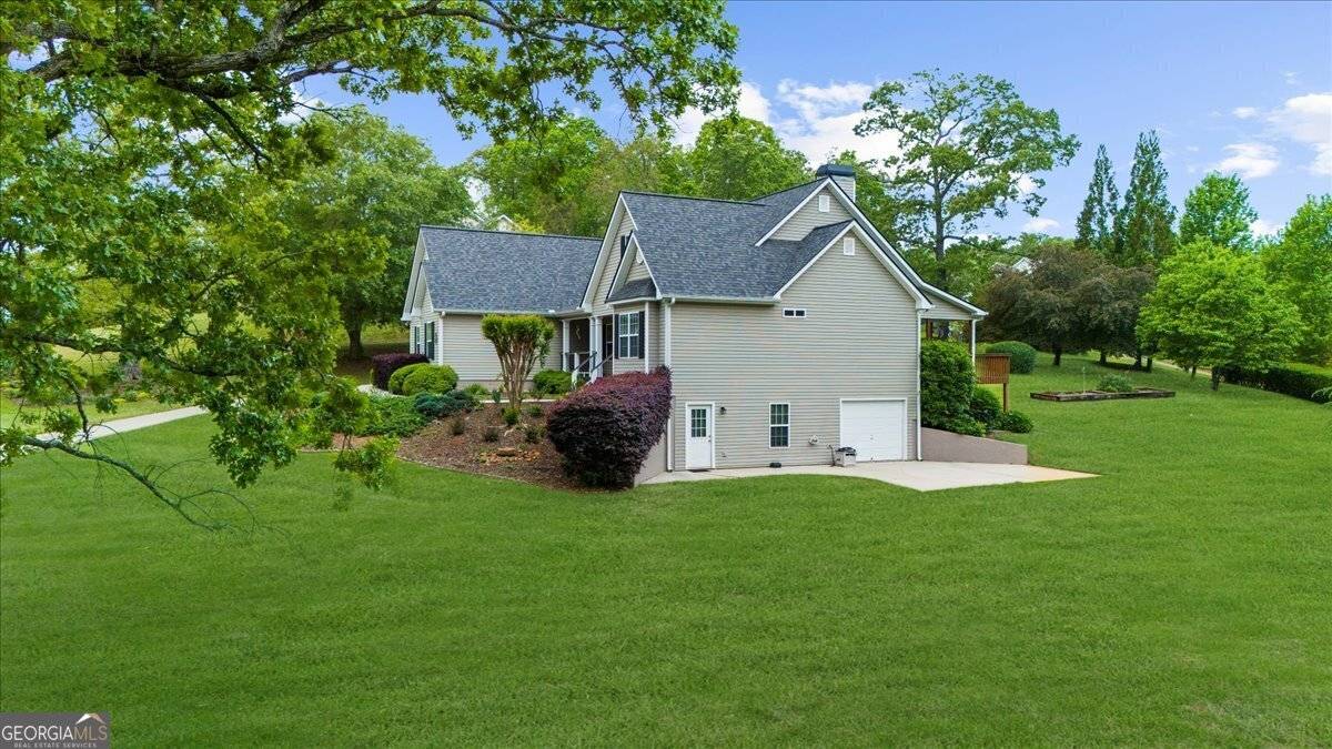 Dawsonville, GA 30534,214 Woodland CIR