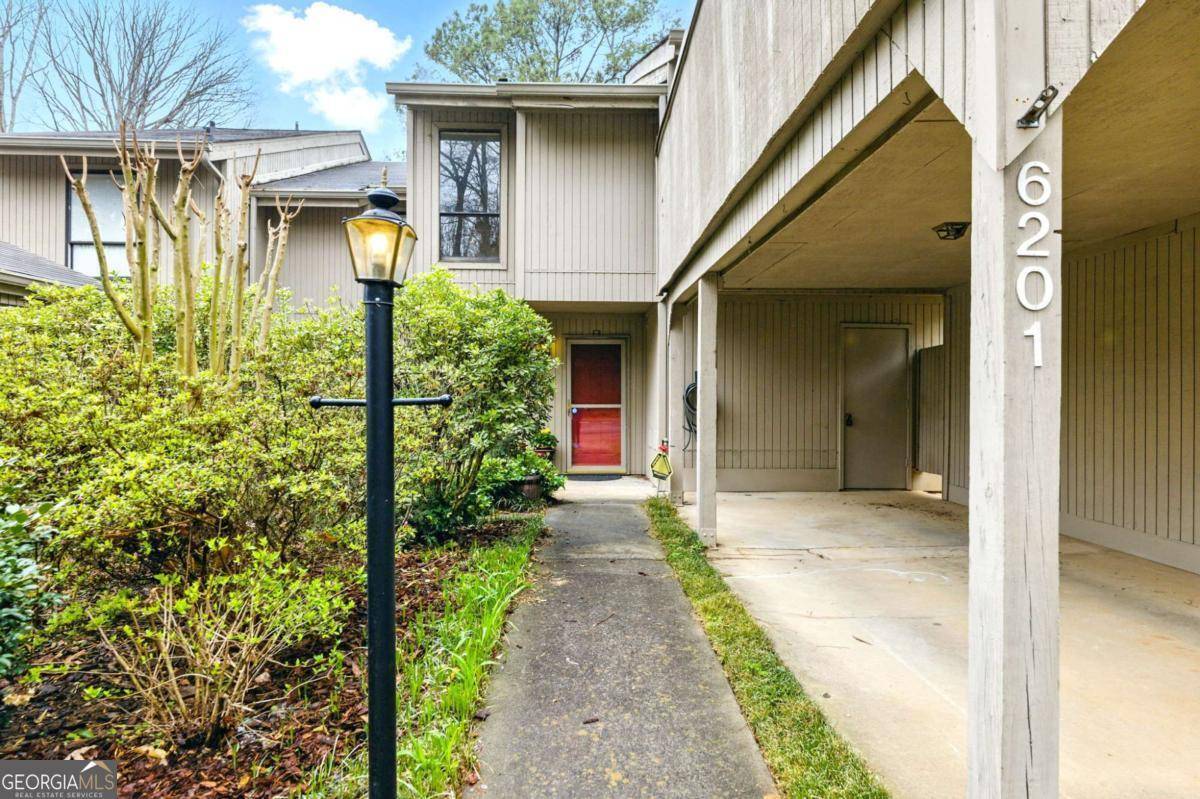 Peachtree Corners, GA 30092,6201 Willow Run RD
