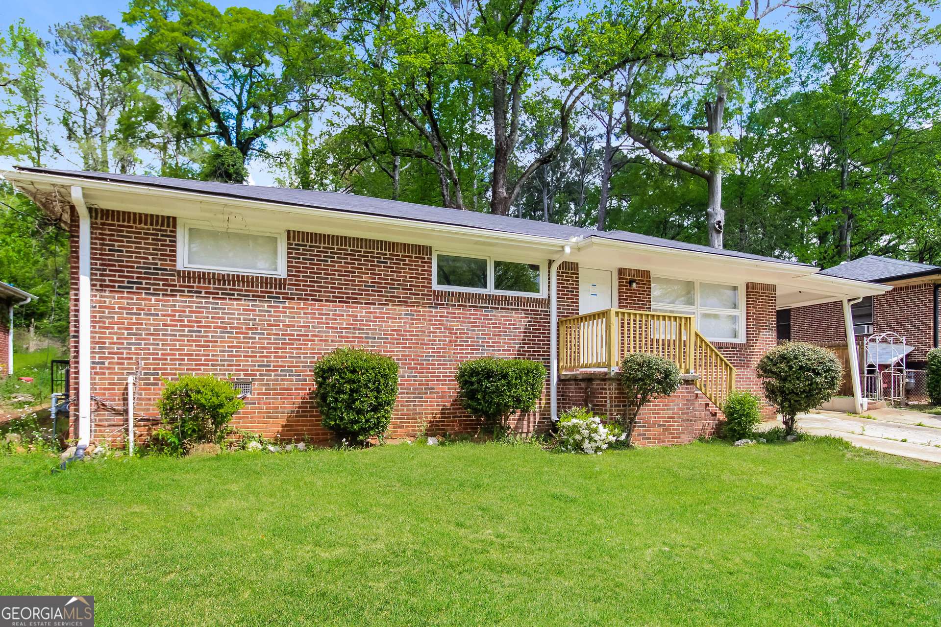 Atlanta, GA 30315,322 E Rhinehill RD