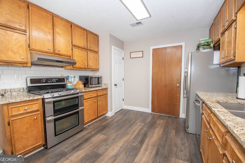 Senoia, GA 30276,130 Country Side DR