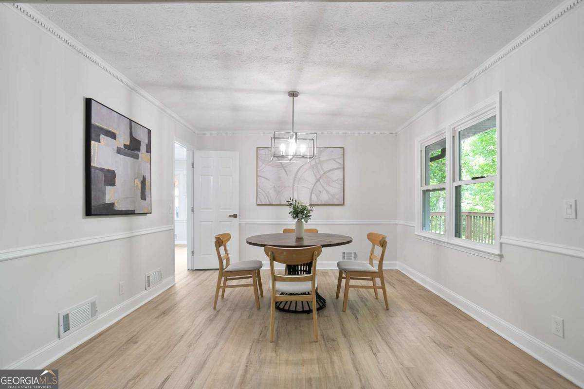 Conyers, GA 30094,831 SWEET BRIAR LN SE