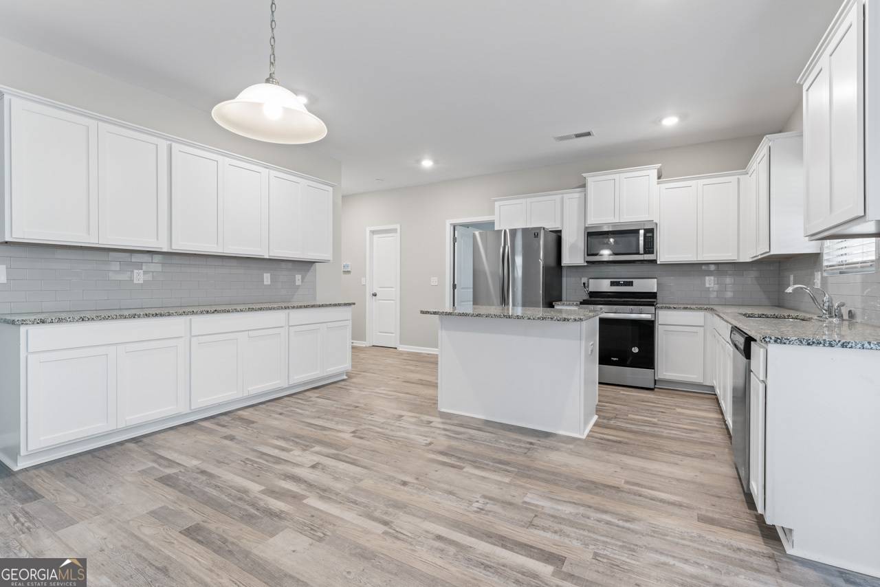 Locust Grove, GA 30248,8069 Louis DR