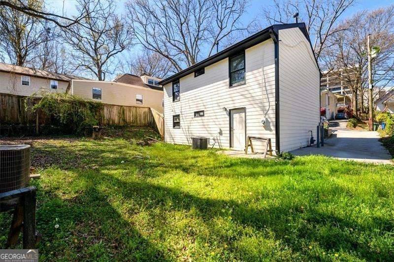 Atlanta, GA 30318,1051 Curran ST NW