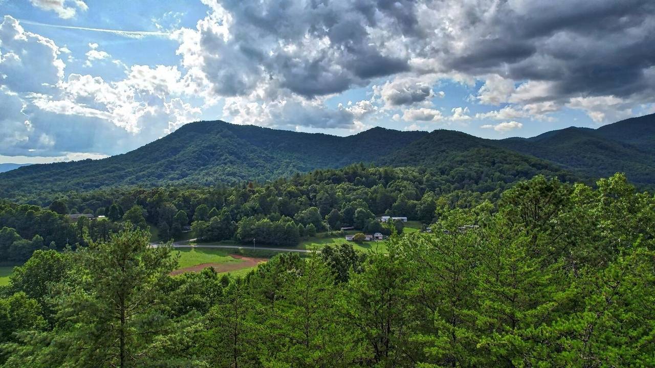 Hiawassee, GA 30546,BAREFOOT HILL 1a #TRACT 1