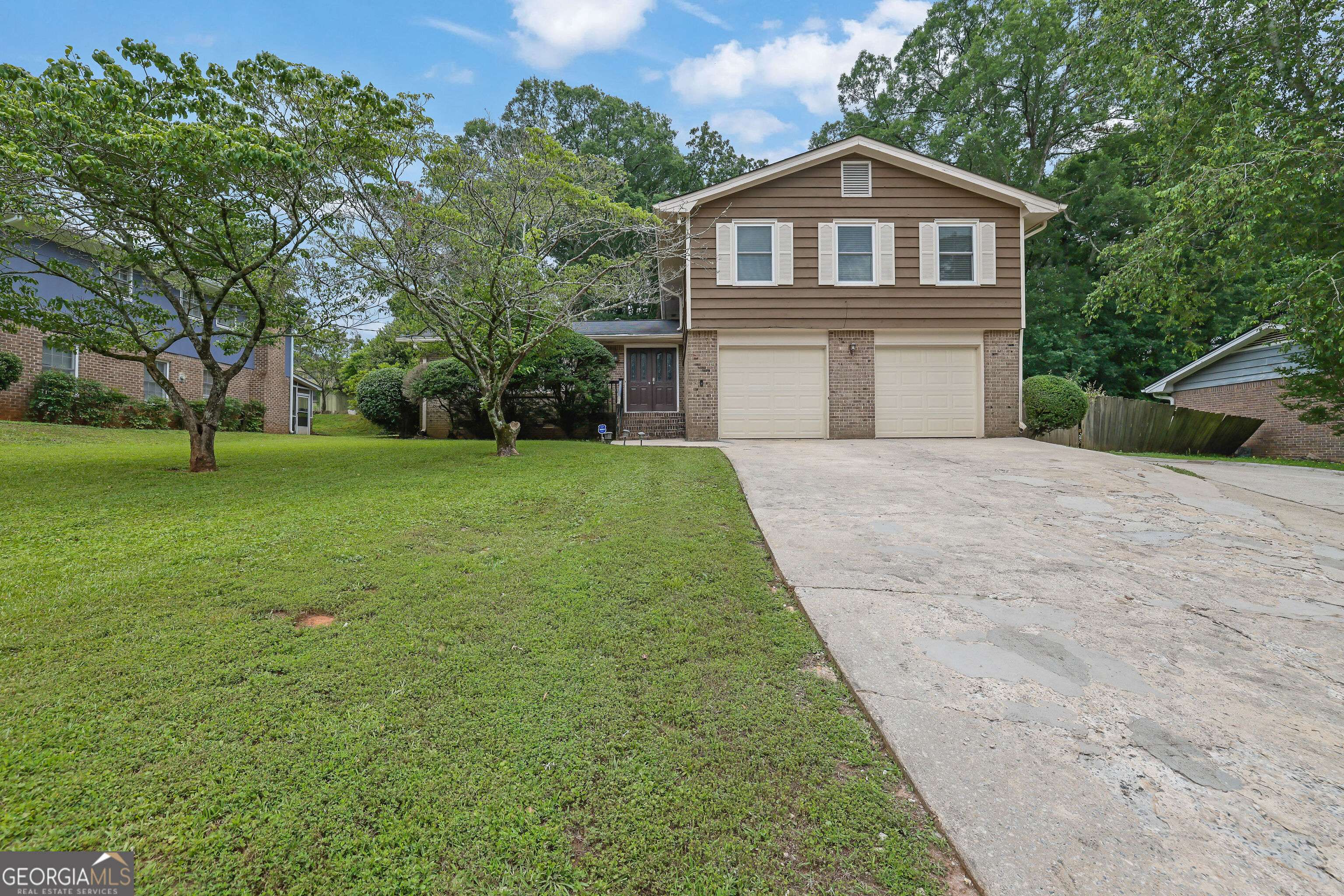 Stone Mountain, GA 30083,4457 Huntshire DR