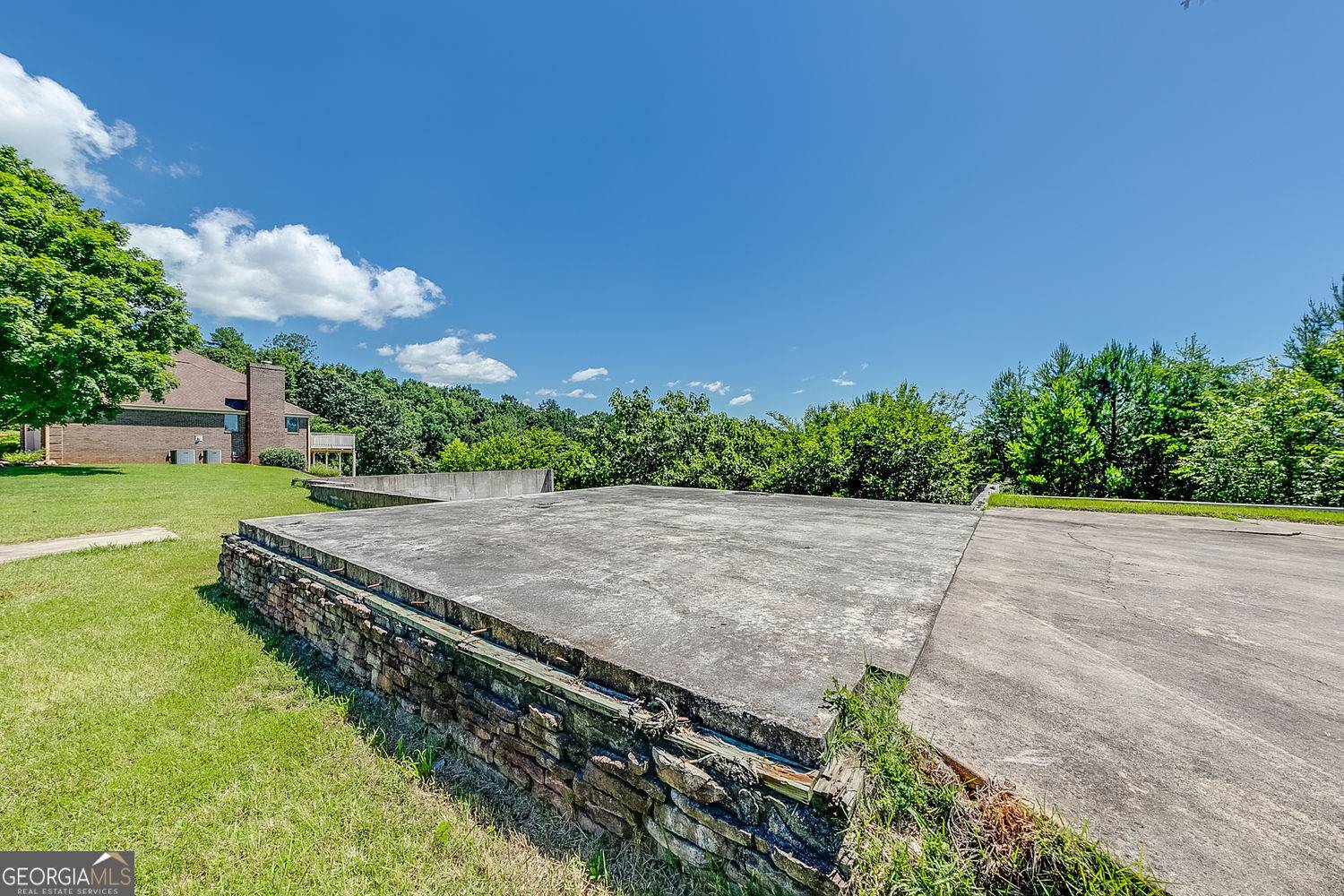 Baldwin, GA 30511,137 Bradley #137