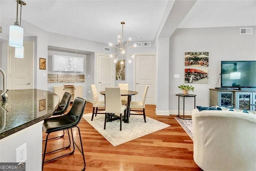 Atlanta, GA 30339,200 River Vista DR #436