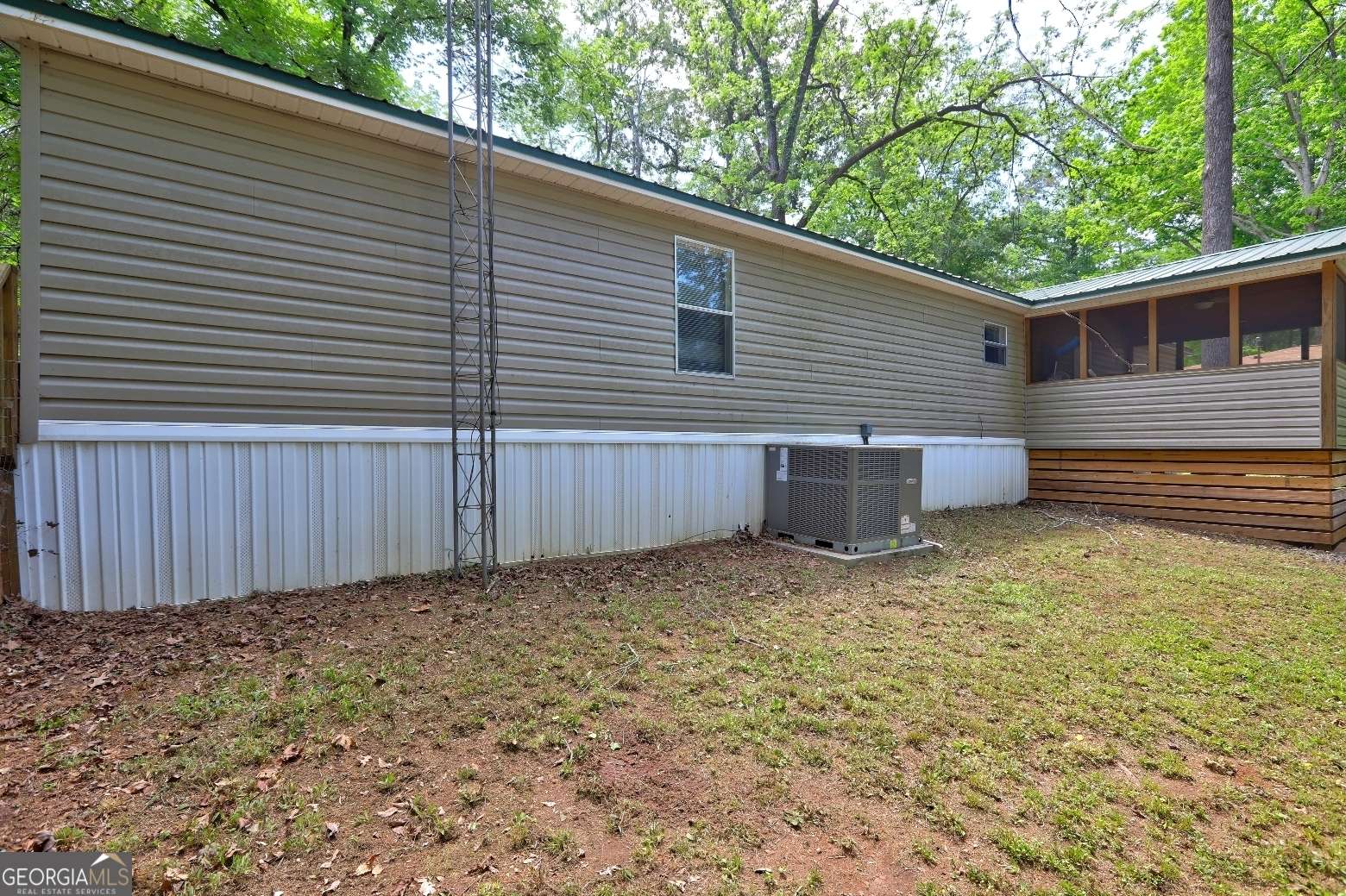 Eatonton, GA 31024,253 Twilight Shores RD