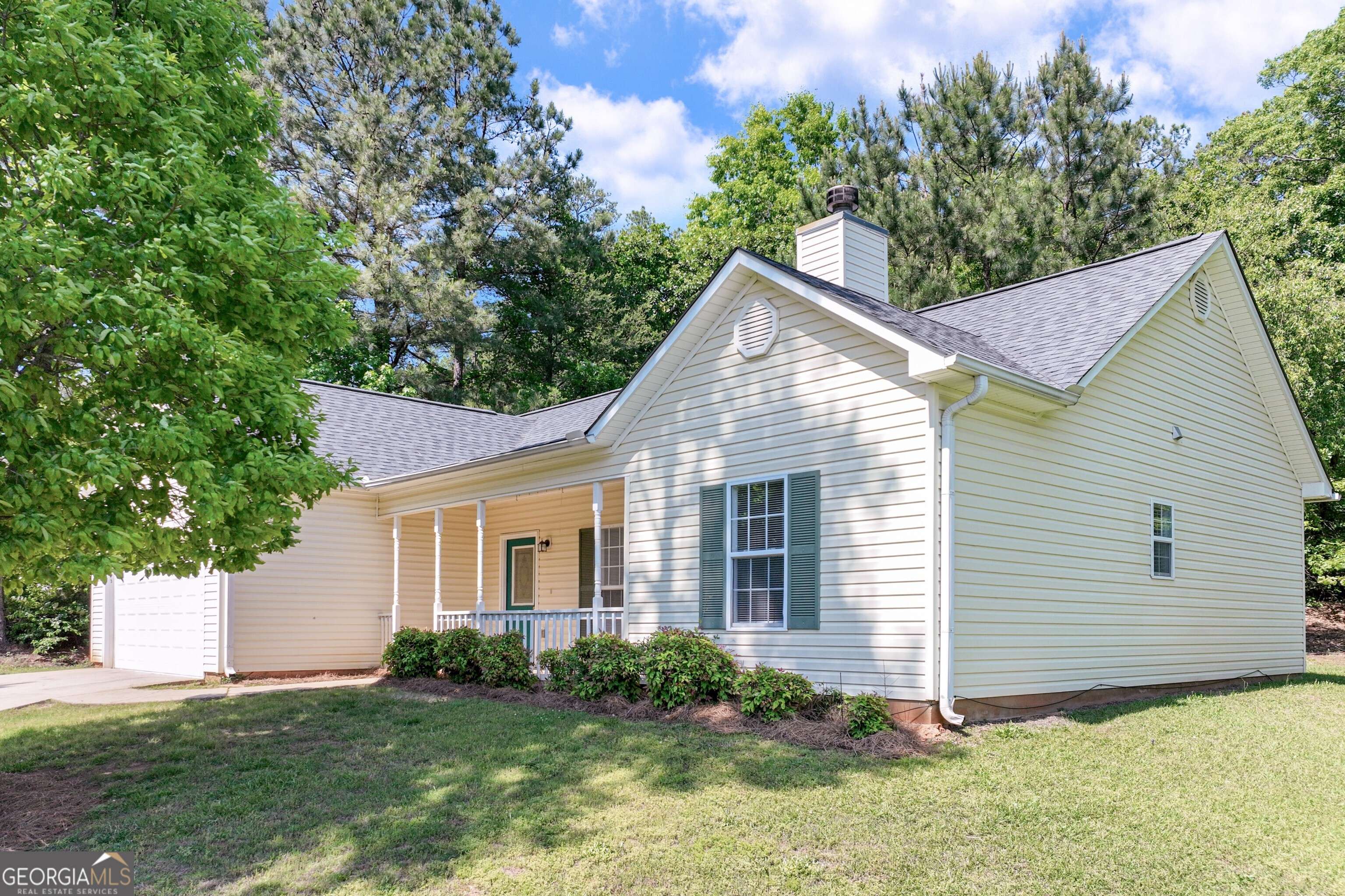 Flowery Branch, GA 30542,3668 Misty Oak DR