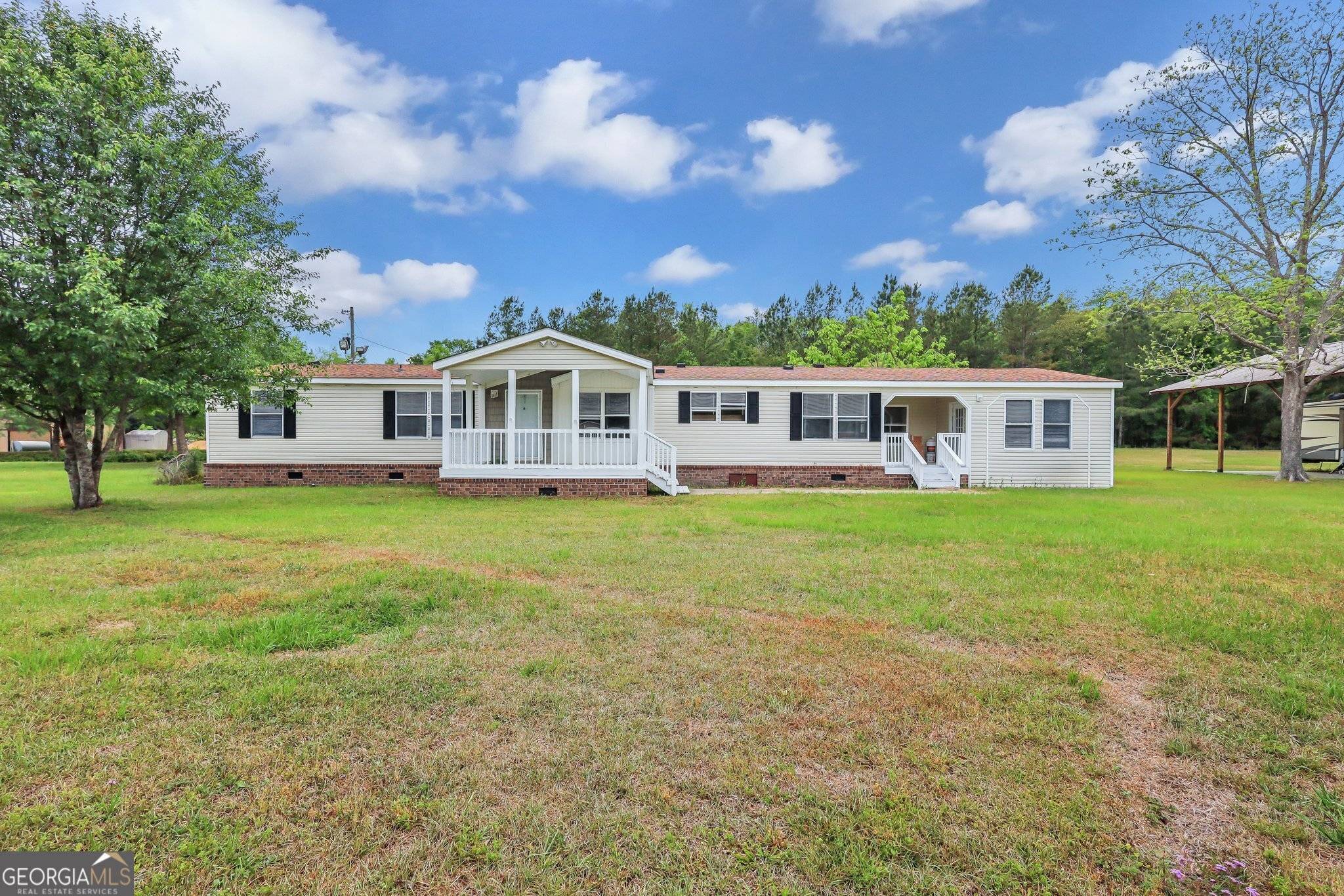 Ludowici, GA 31316,220 Cathy RD NE