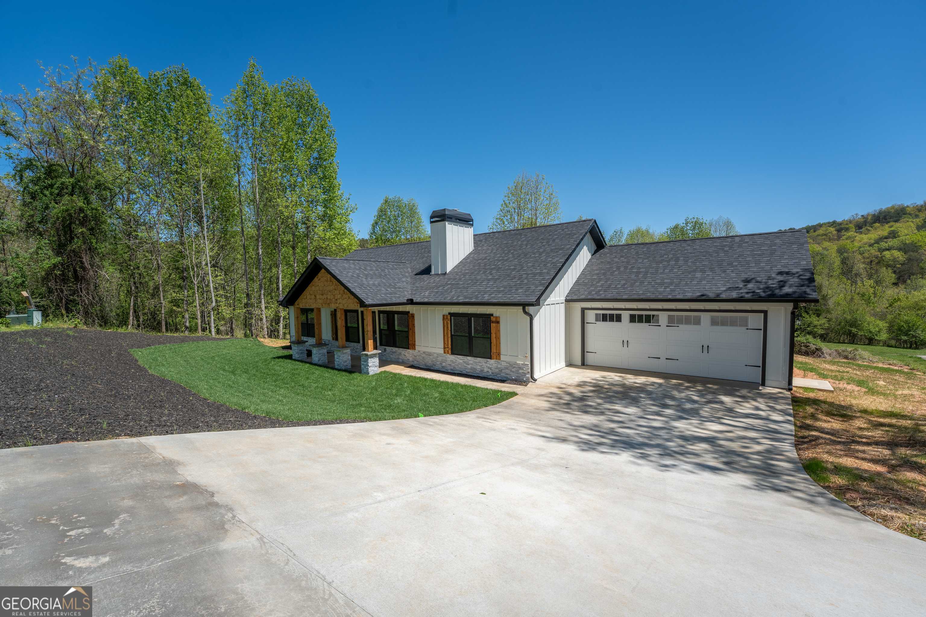 Cleveland, GA 30528,270 Meadow Crest DR
