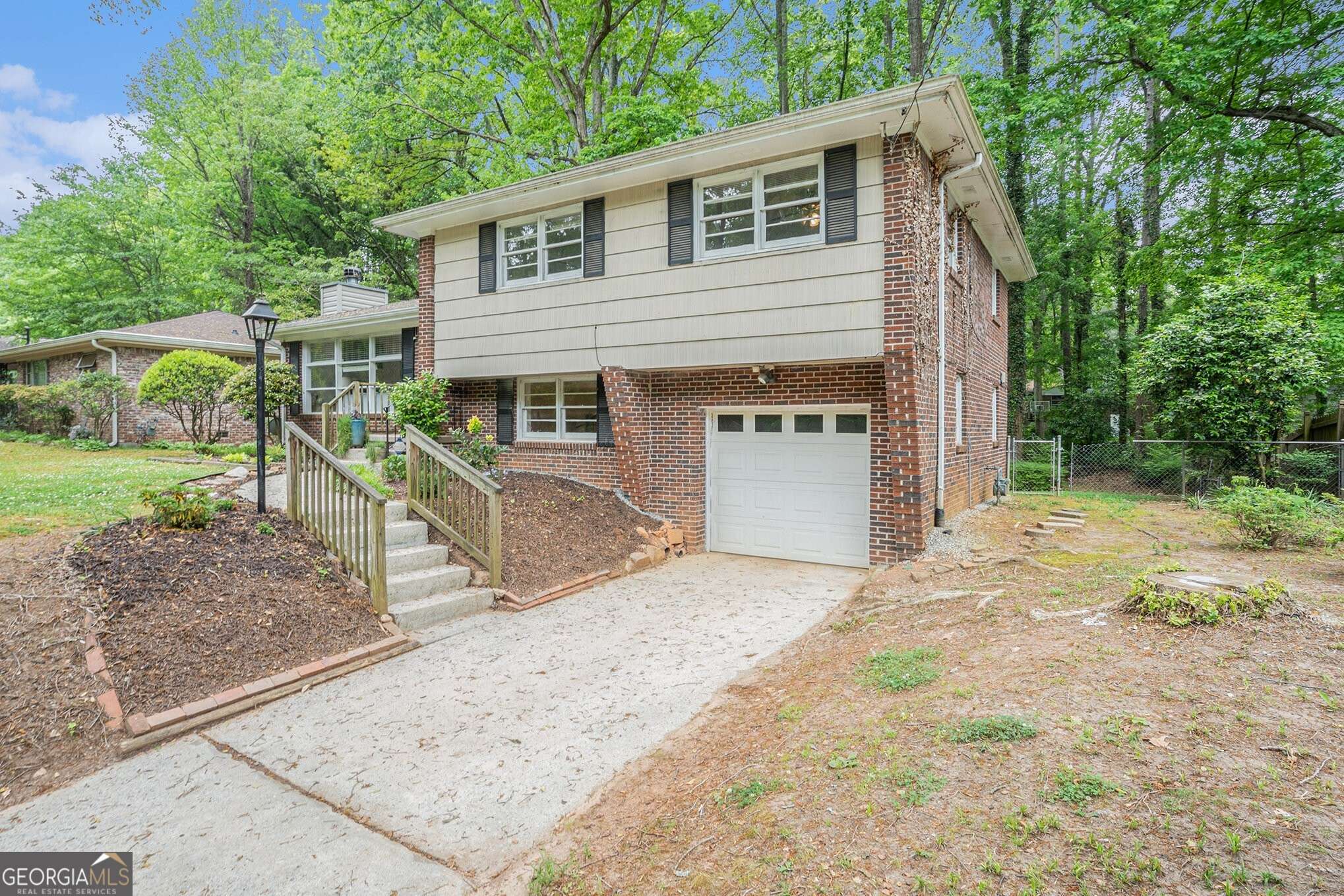 Atlanta, GA 30344,2623 Riggs DR