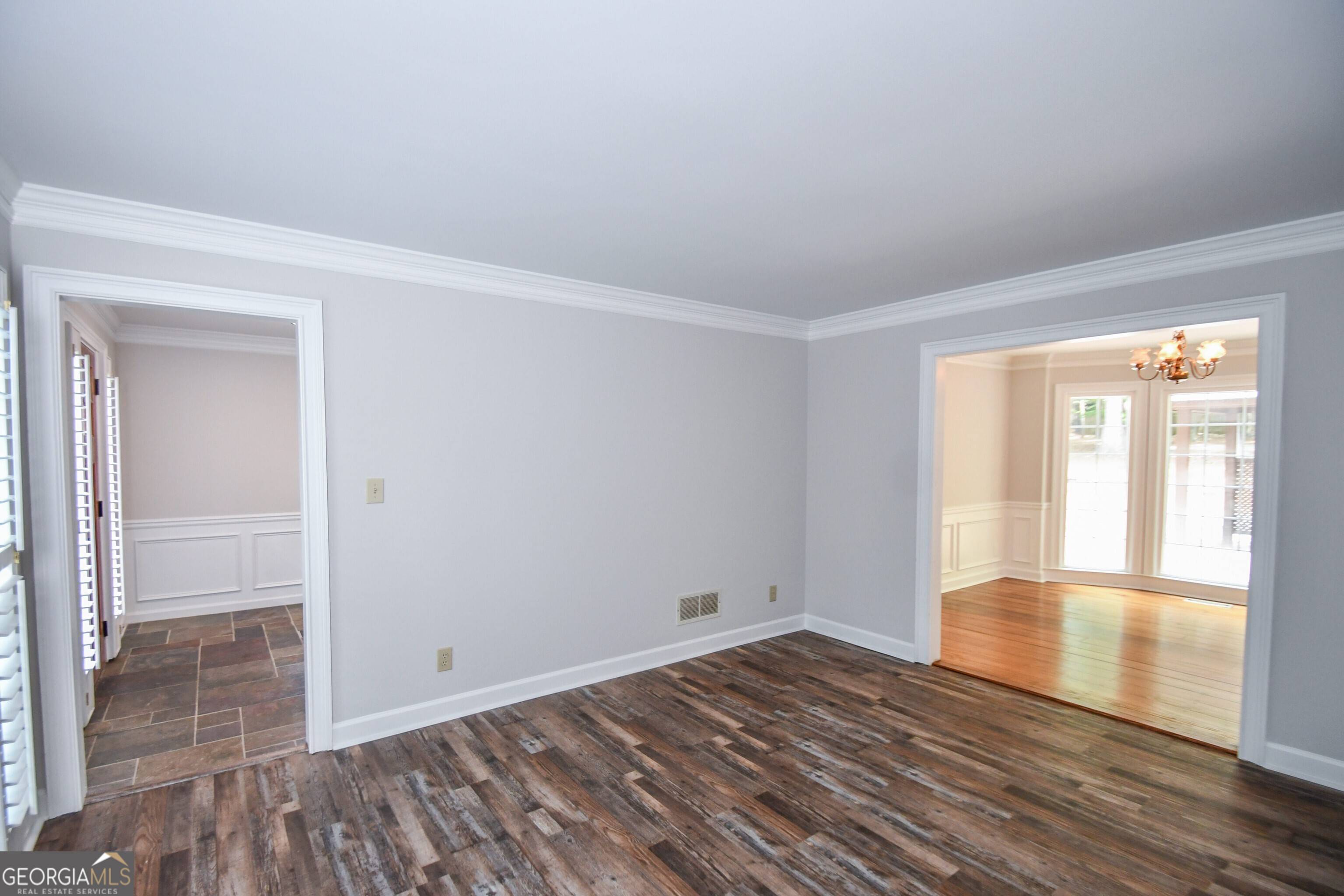 Roswell, GA 30076,615 WoodWork WAY