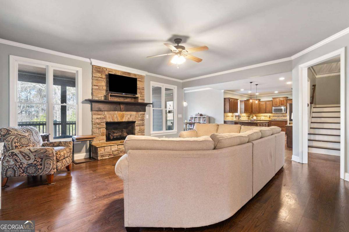 Canton, GA 30115,121 HARMONY OAKS TRL