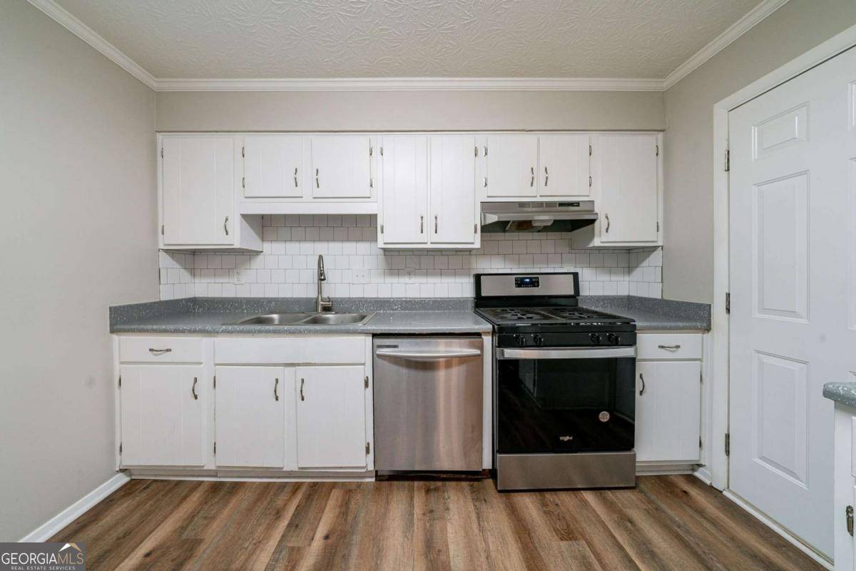 Stone Mountain, GA 30083,744 Brittany CT
