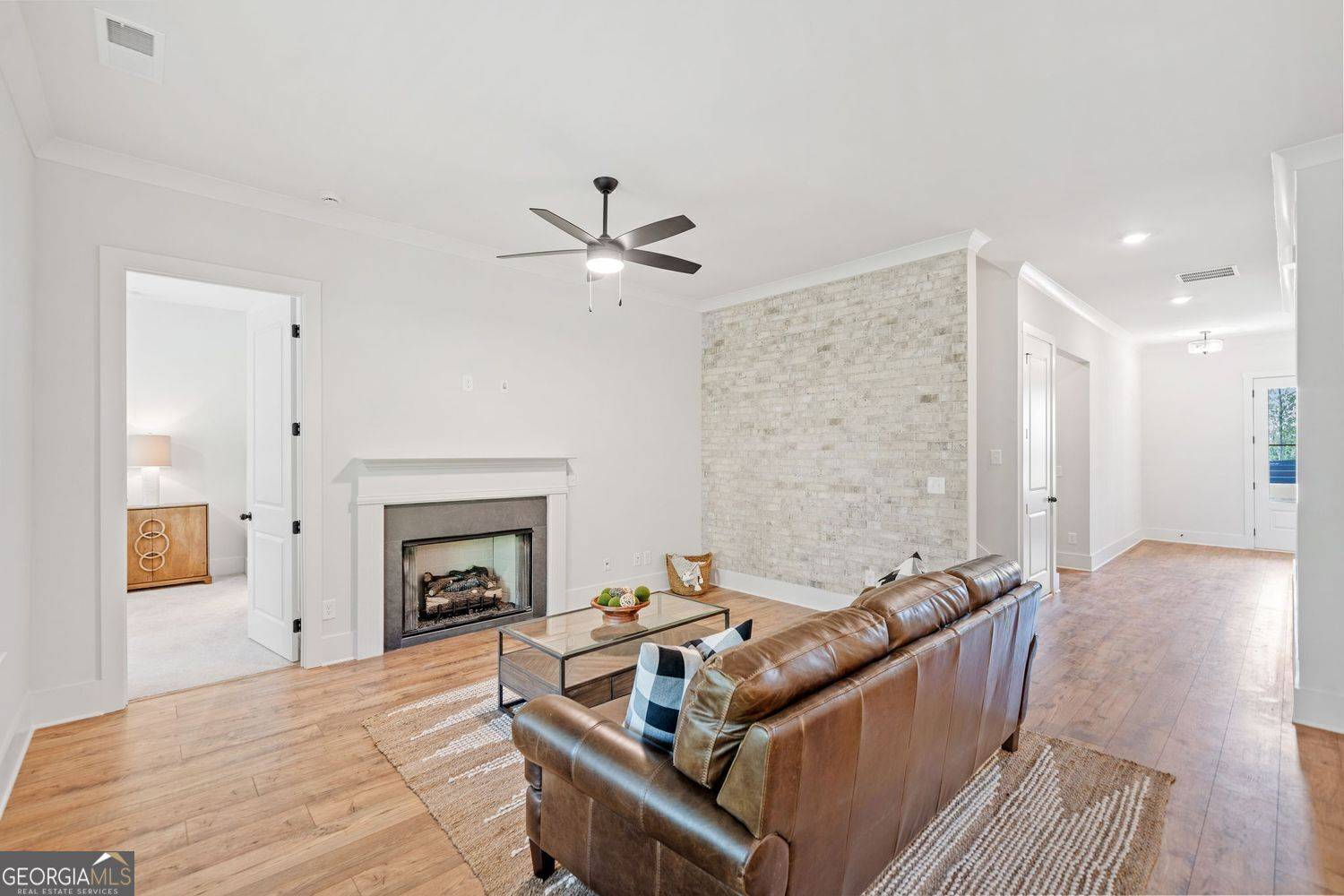 Ellijay, GA 30540,69 Pinnacle WAY
