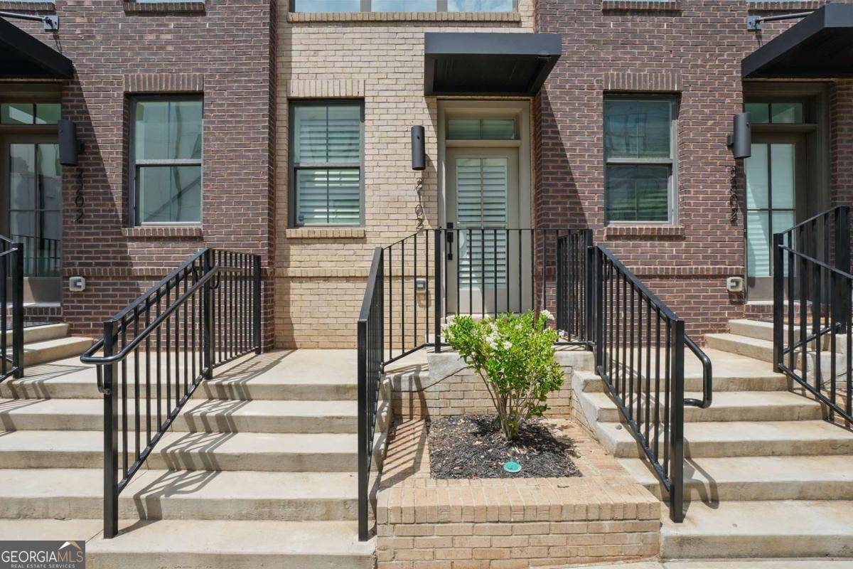 Decatur, GA 30030,230 New ST #2102