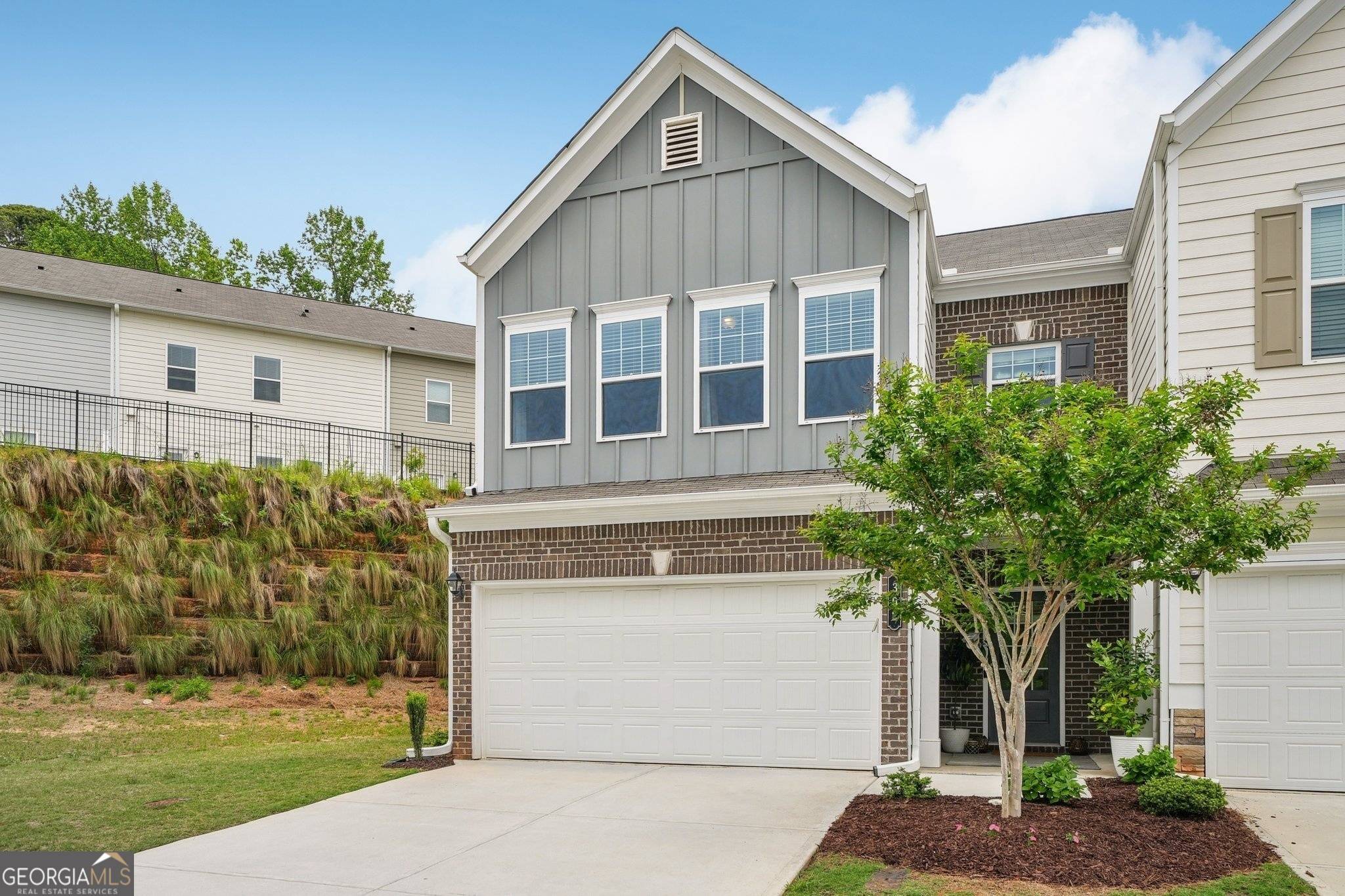 Woodstock, GA 30188,302 Braswell CT