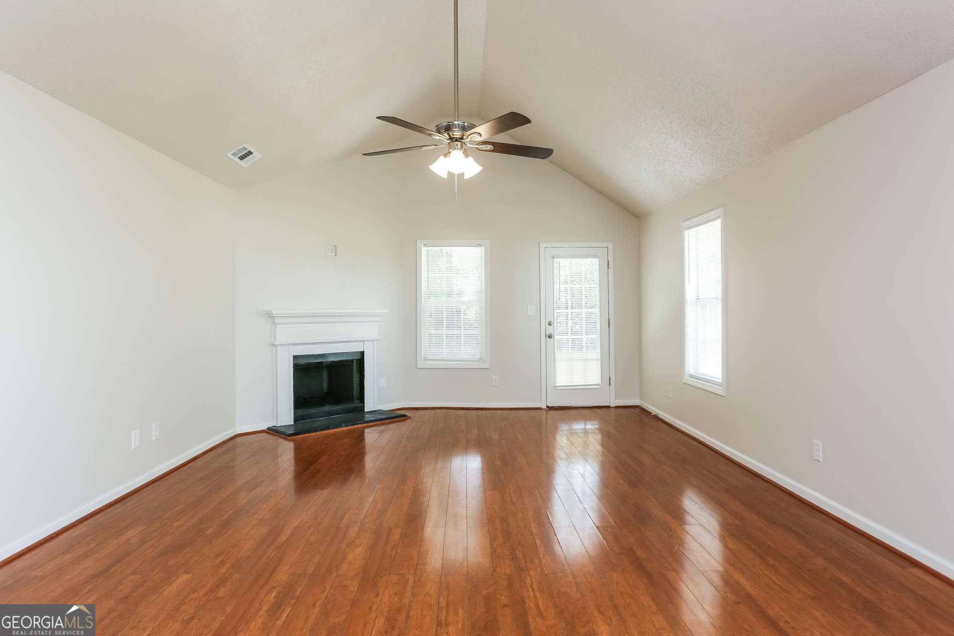 Lithonia, GA 30038,6802 Browns Mill WALK