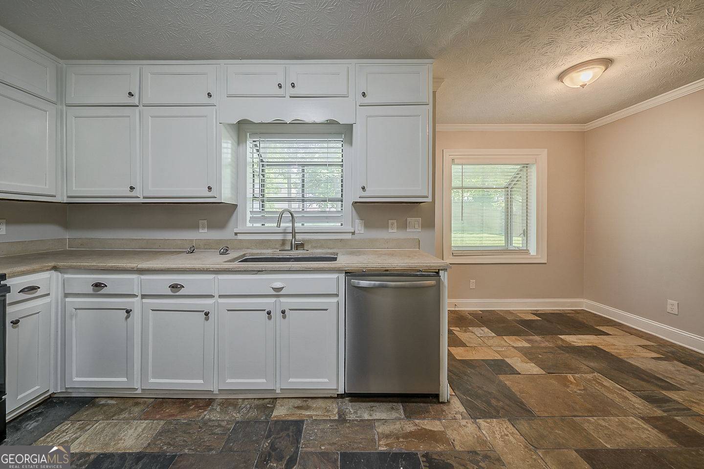 Lilburn, GA 30047,228 Amour WAY SW