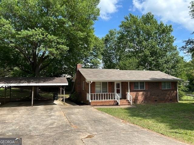 Hartwell, GA 30643,411 Cade ST