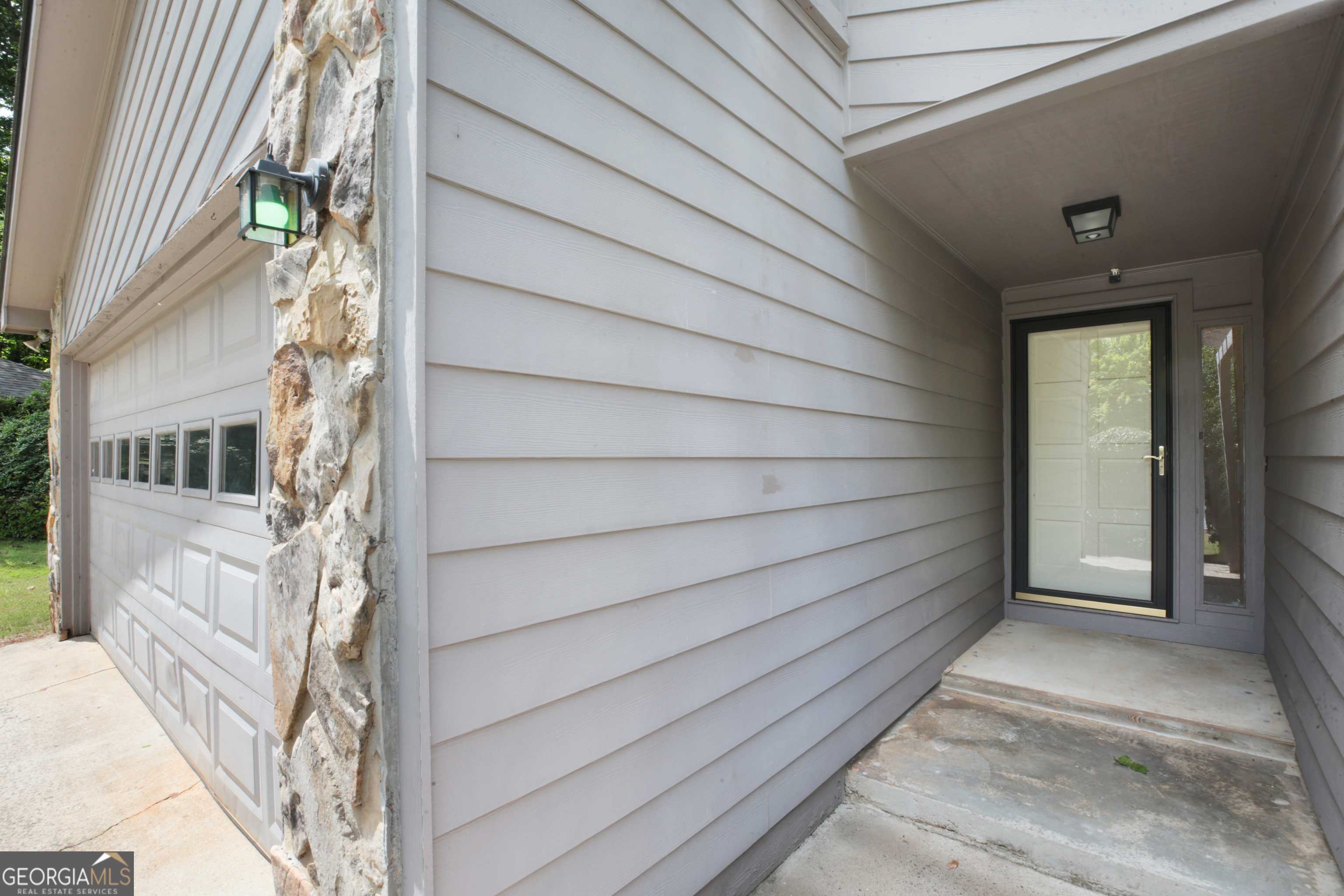 Roswell, GA 30076,525 Forest PL