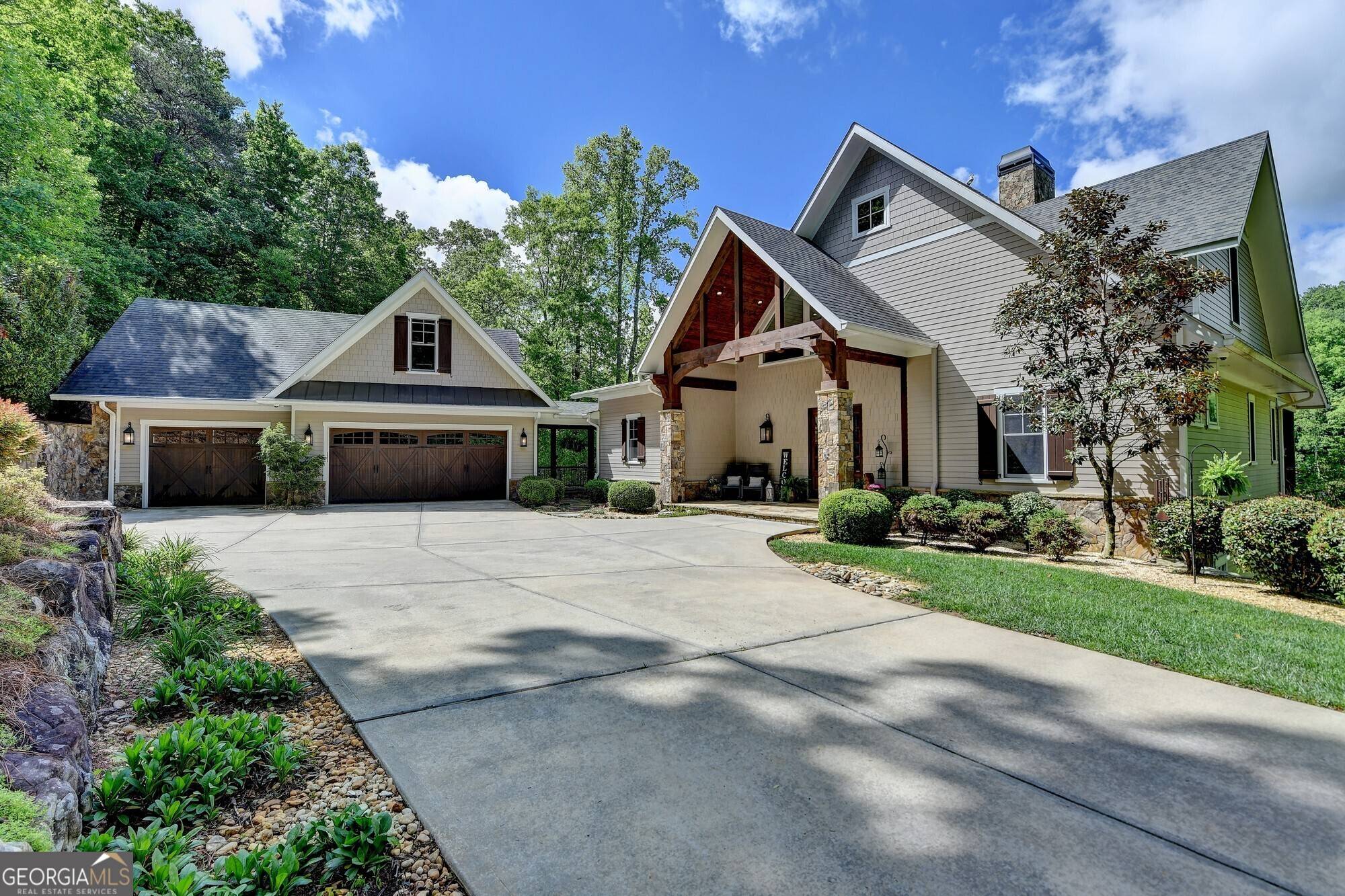 Cleveland, GA 30528,676 North Shore DR