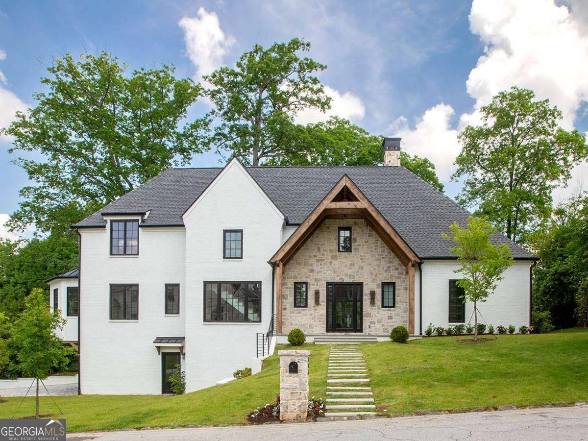 Atlanta, GA 30305,464 Pine Tree DR NE