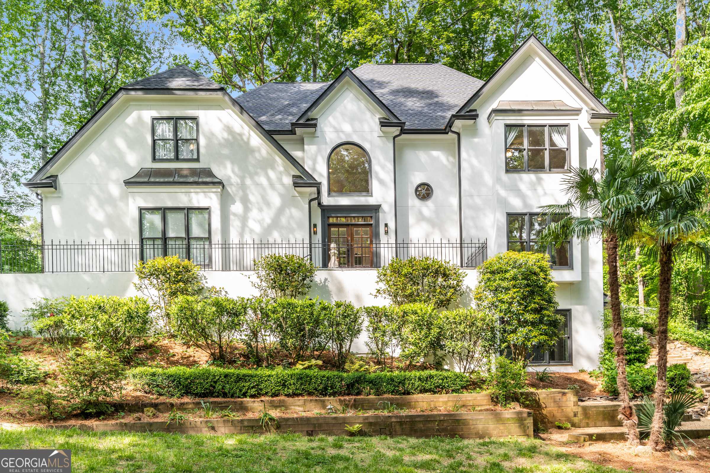 Atlanta, GA 30328,900 Edgewater DR NW