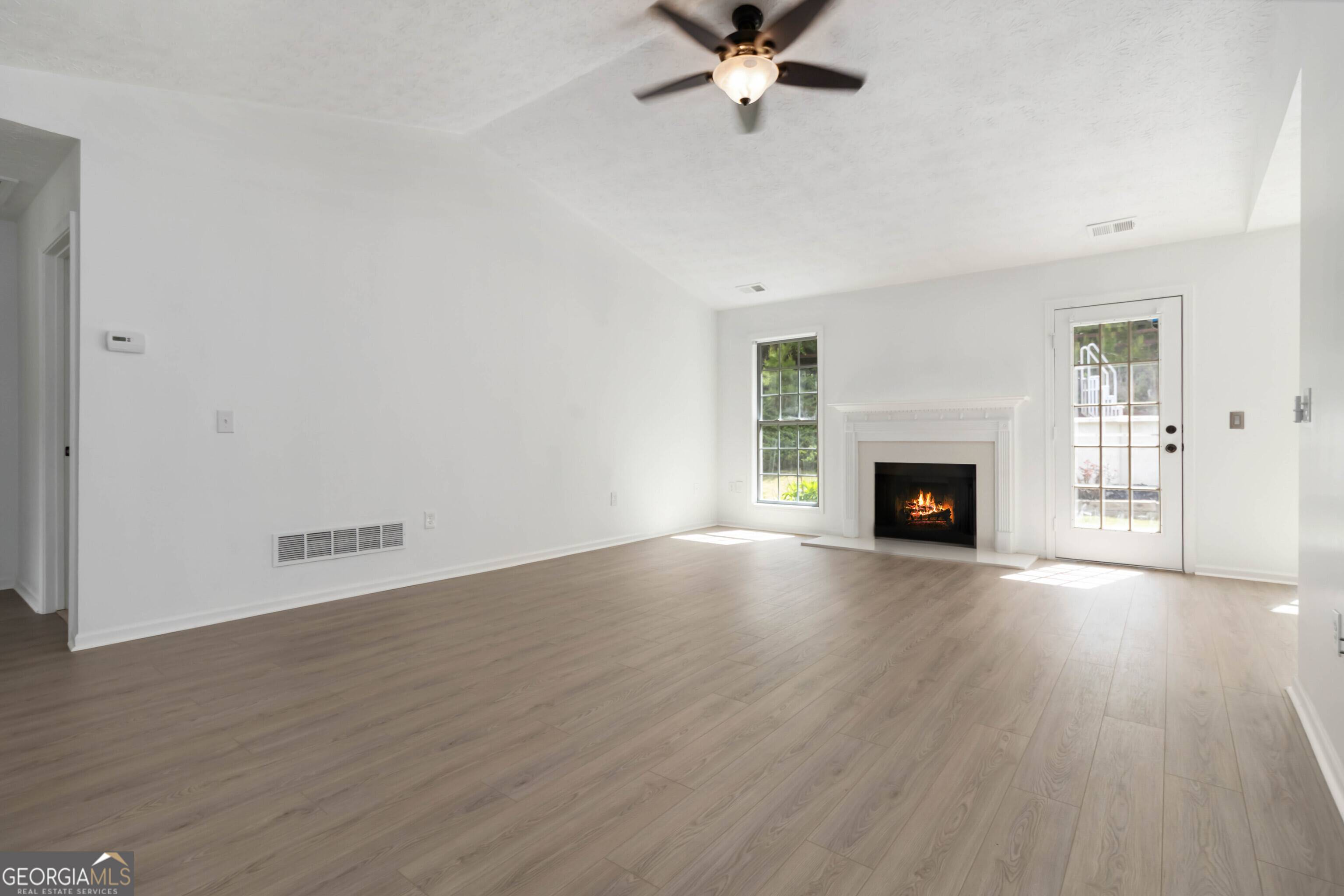 Dallas, GA 30132,312 Johnny LN