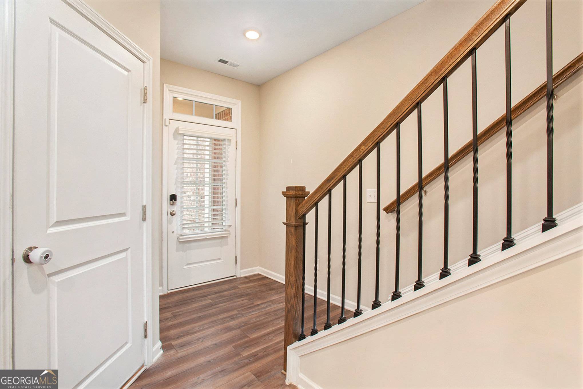 Alpharetta, GA 30009,305 DUVAL