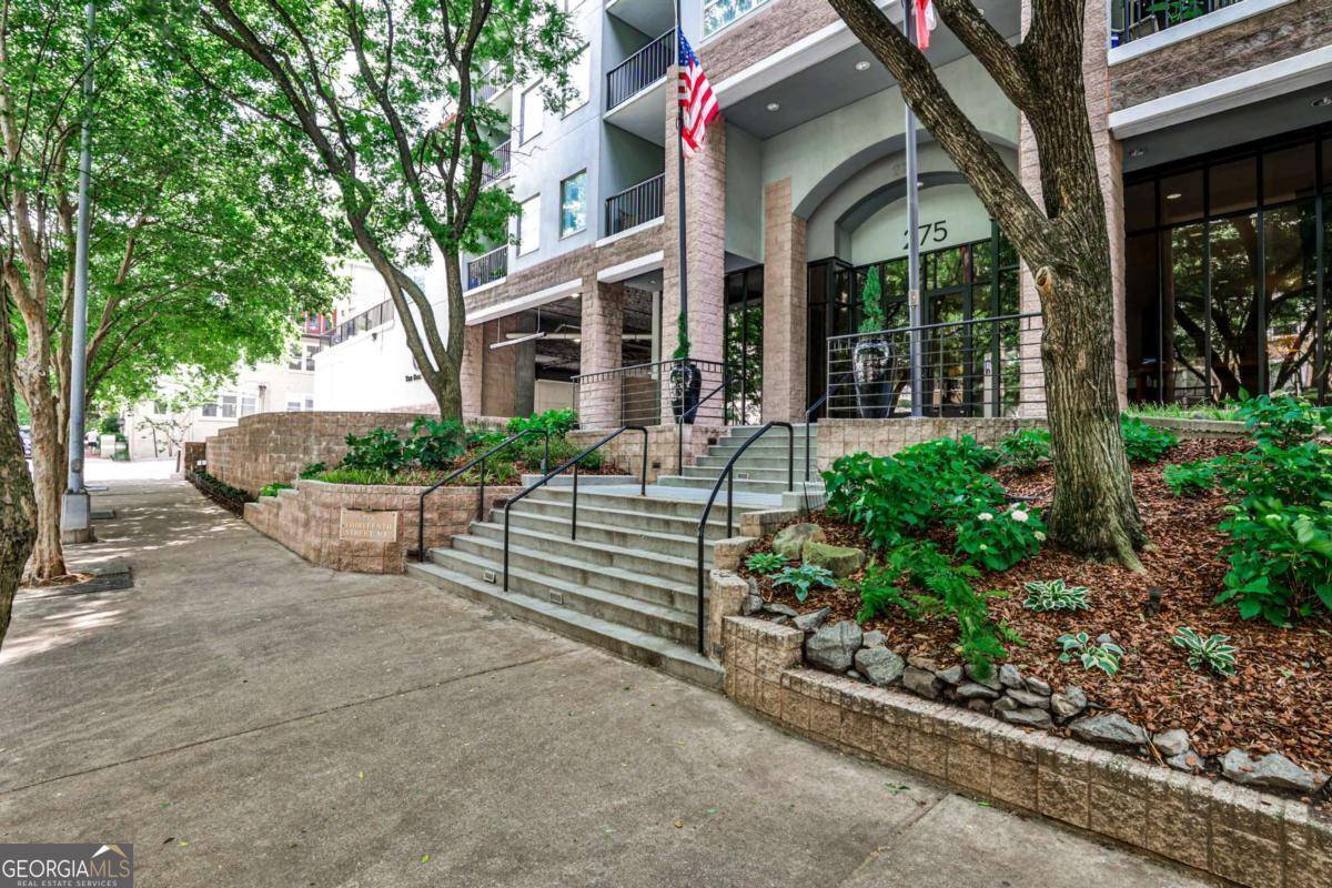 Atlanta, GA 30309,275 13th ST NE #605